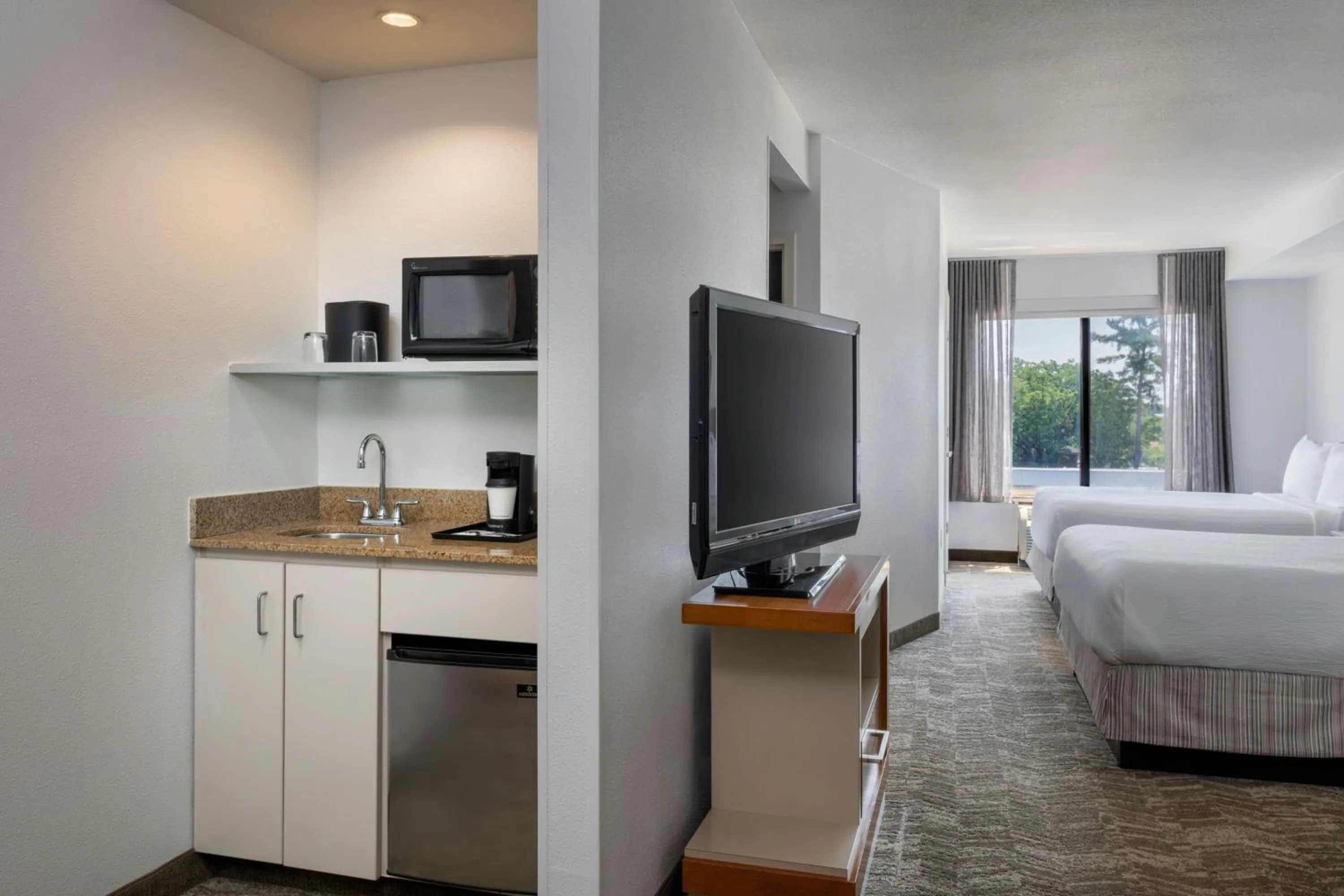 Photo of the whole room, Bed in SpringHill Suites by Marriott Charleston North