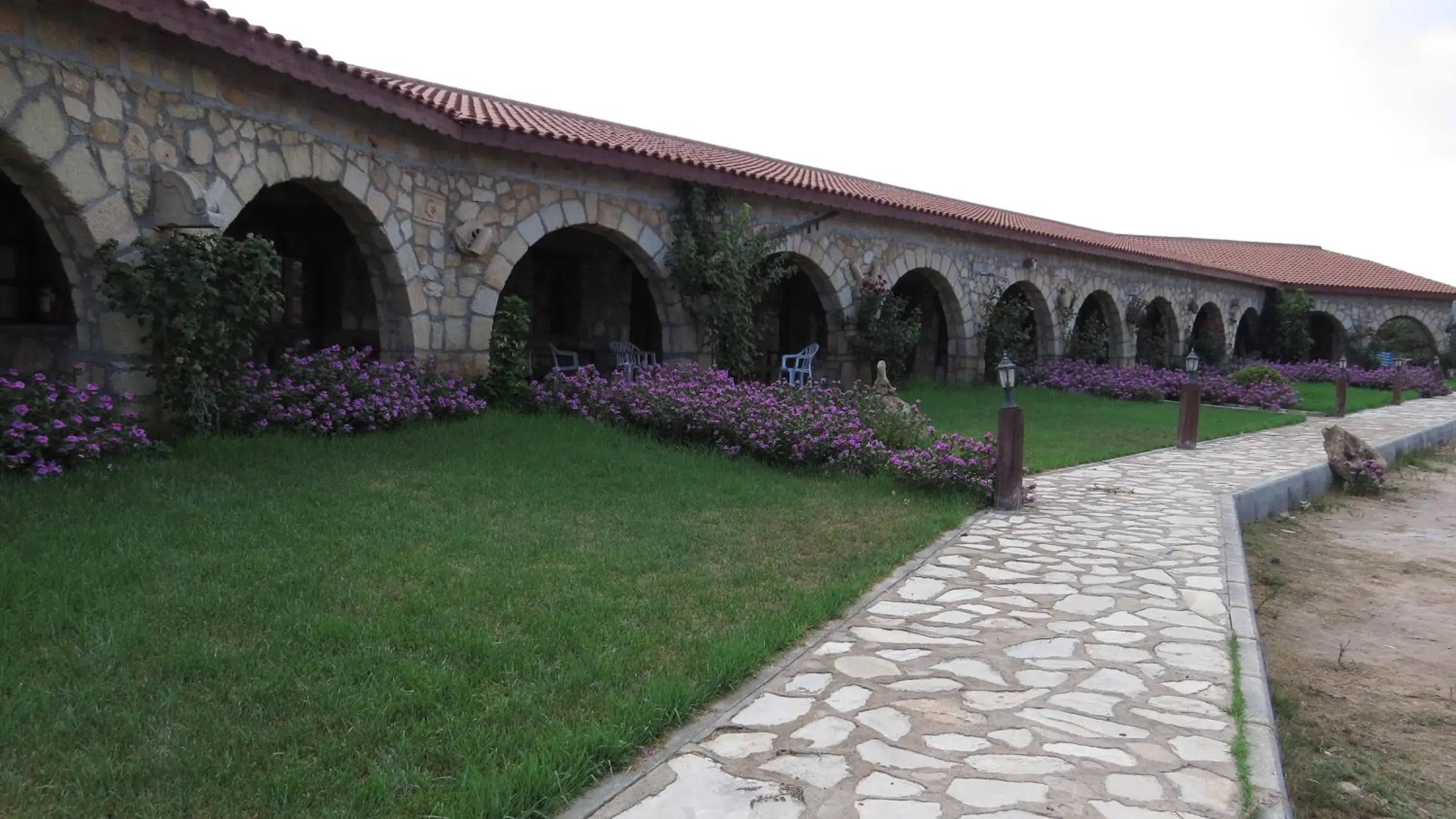 Elausa Hotel & Restaurant Elausa Hotel & Restaurant