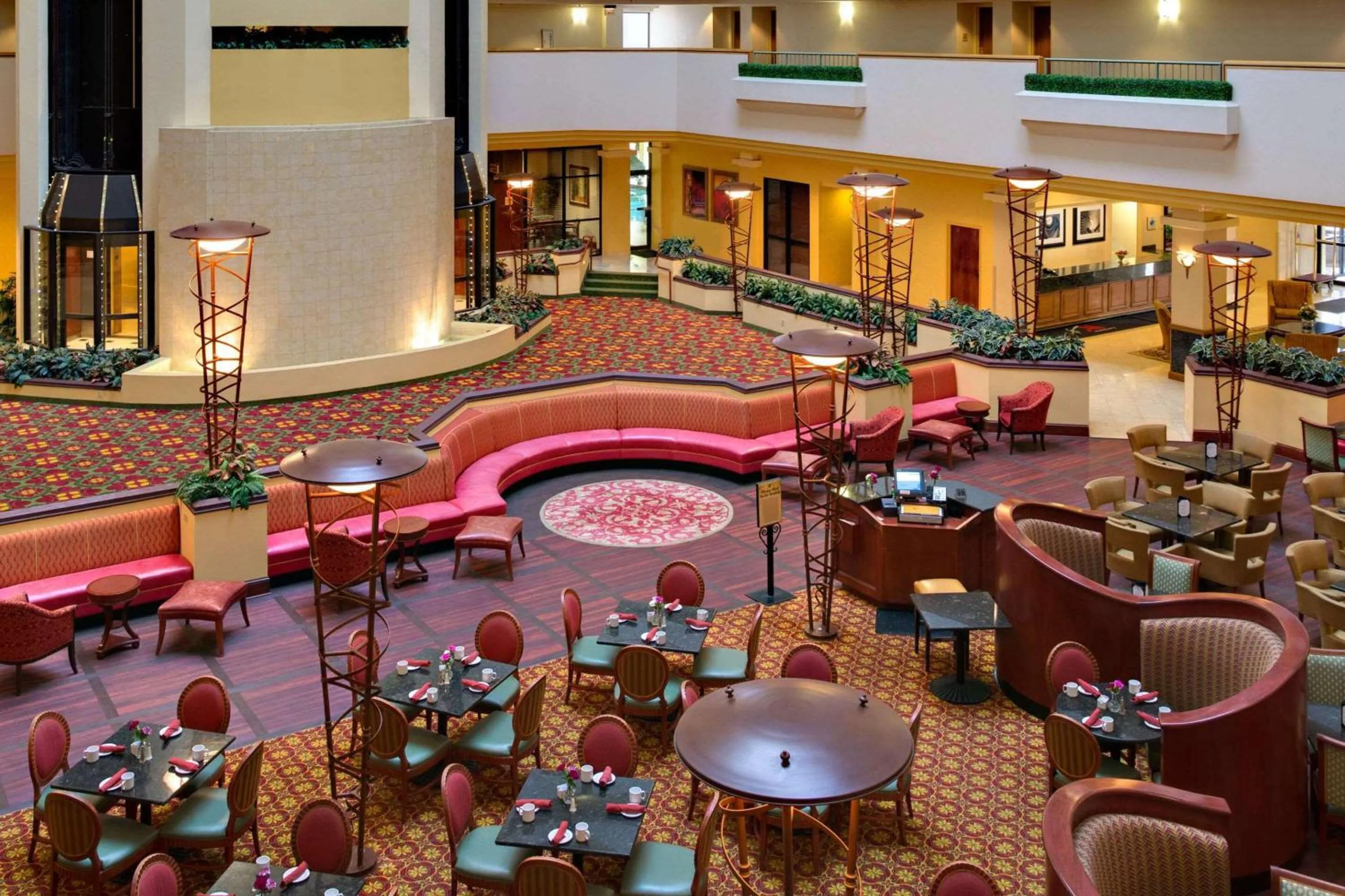 Lobby or reception in Radisson Hotel Cedar Rapids