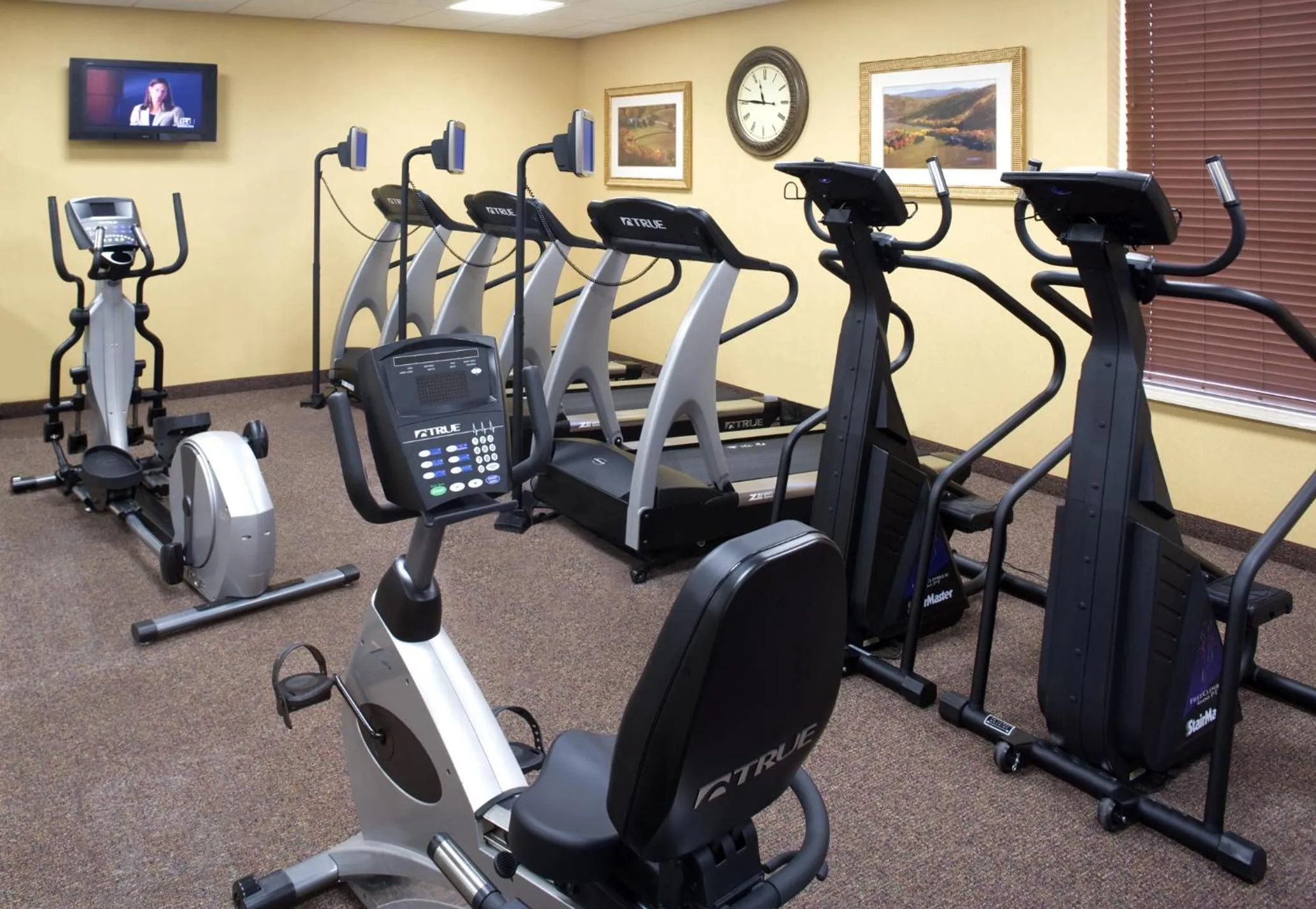 Fitness centre/facilities in Radisson Hotel Cedar Rapids