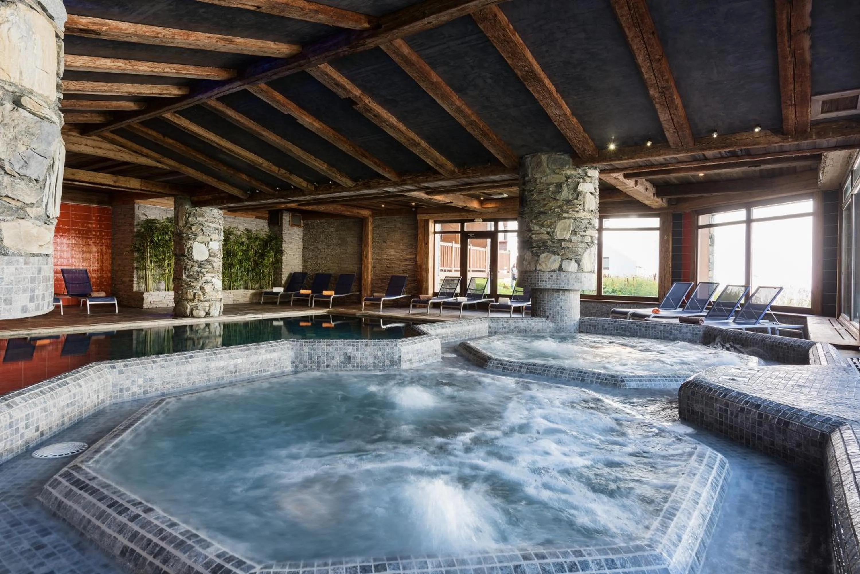 Hot Tub in CGH Résidence Boutique Le Nevada