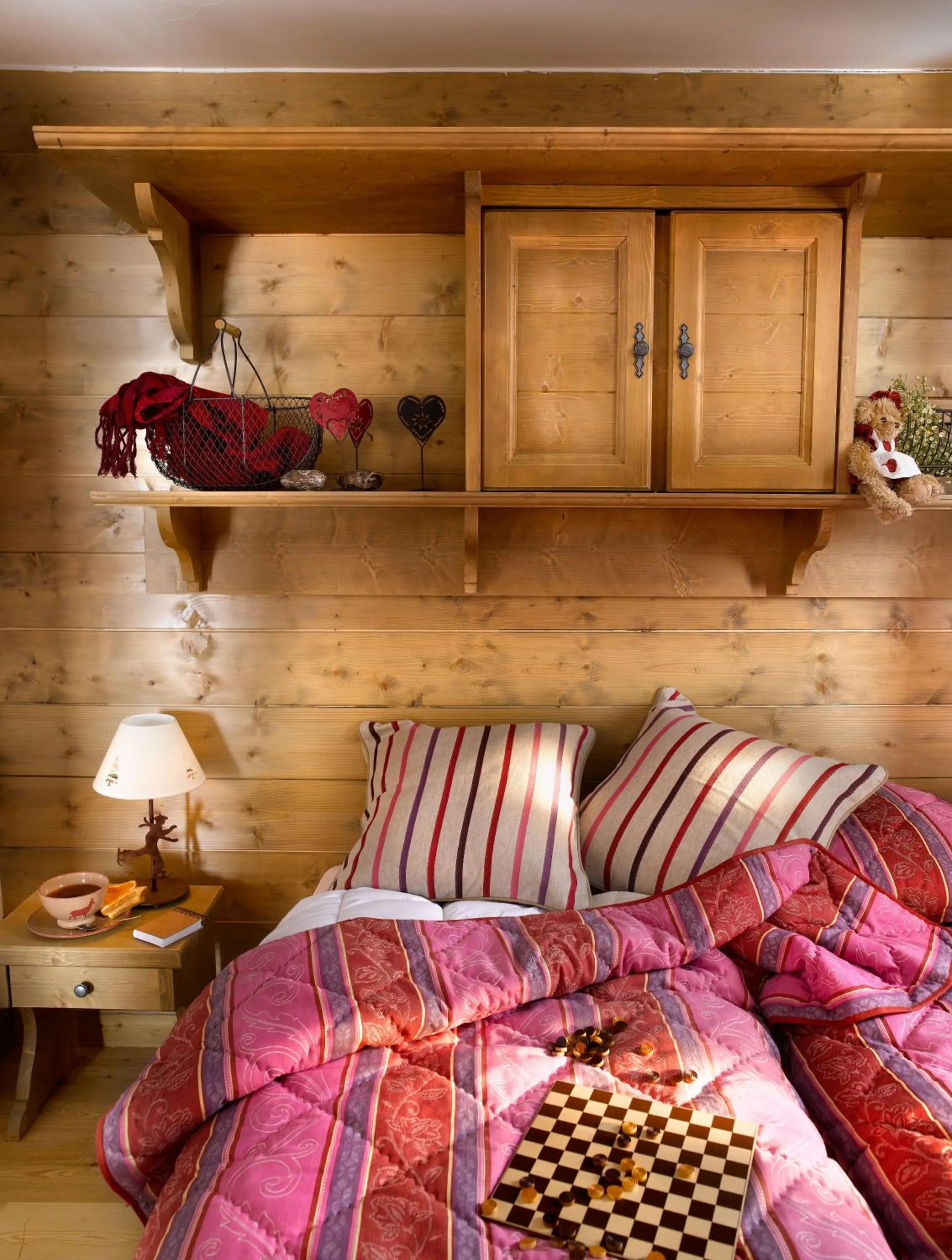 Decorative detail, Bed in CGH Résidence Boutique Le Nevada