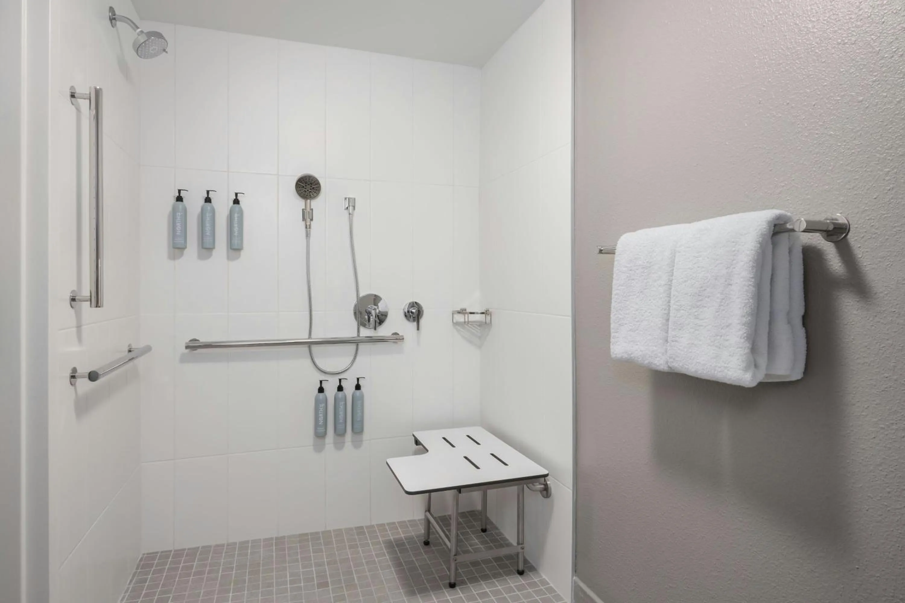 Bathroom in Courtyard by Marriott Chattanooga Downtown