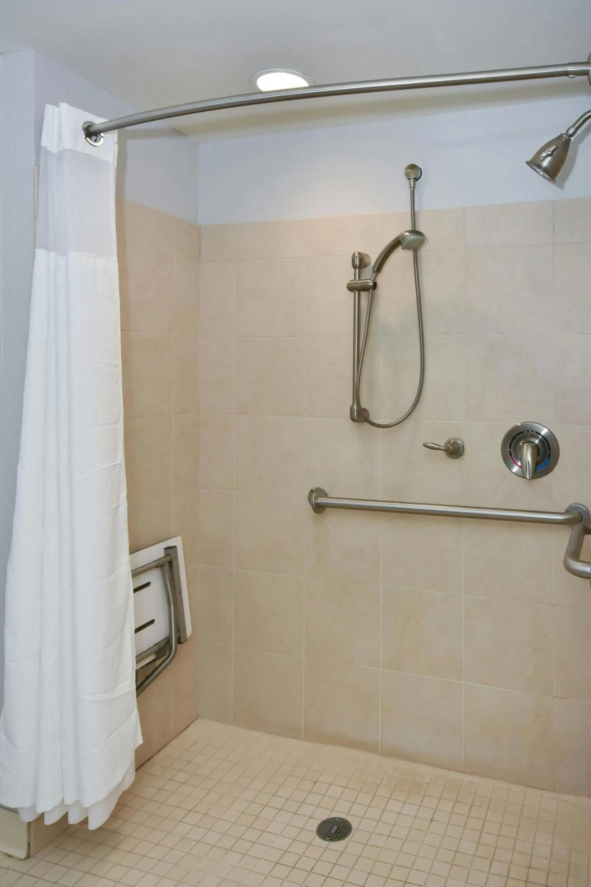 Bathroom in Courtyard Charlotte Concord