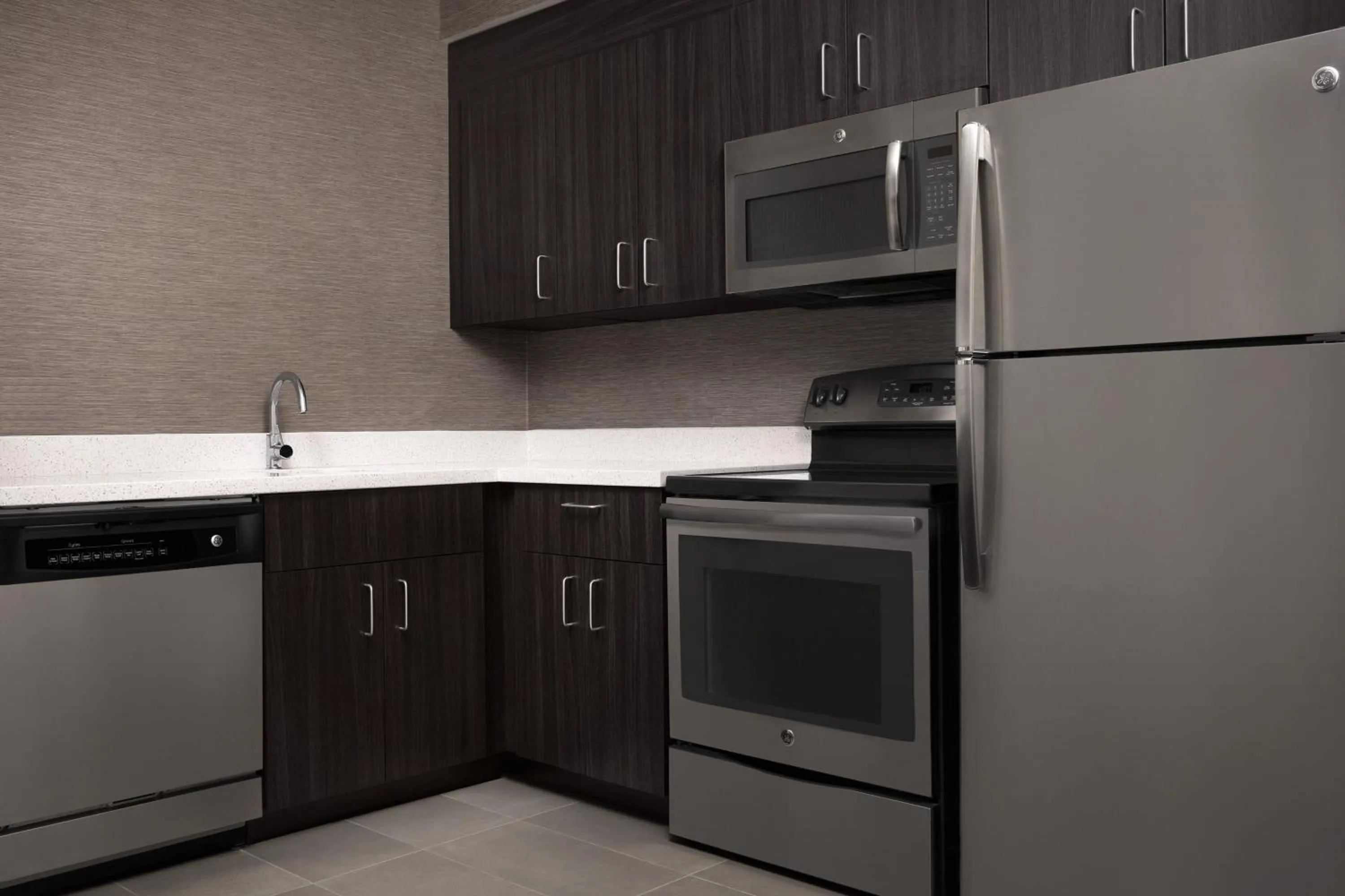 Bedroom in Residence Inn Charlotte SouthPark