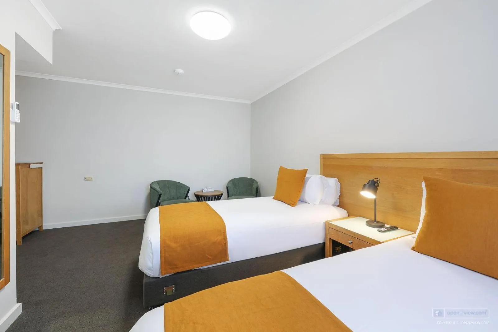 Bedroom, Bed in Mid City Motel Warrnambool