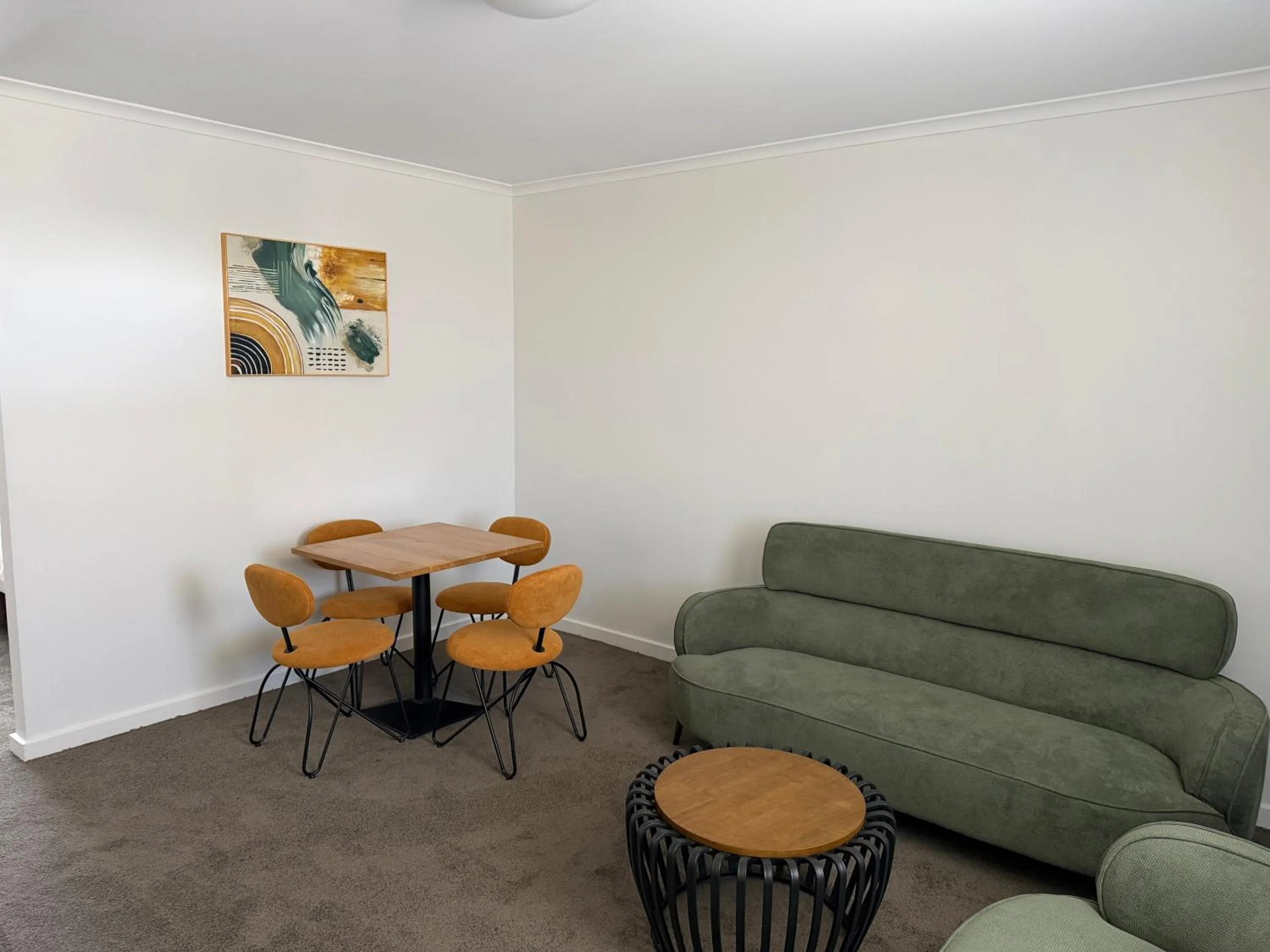Living room in Mid City Motel Warrnambool