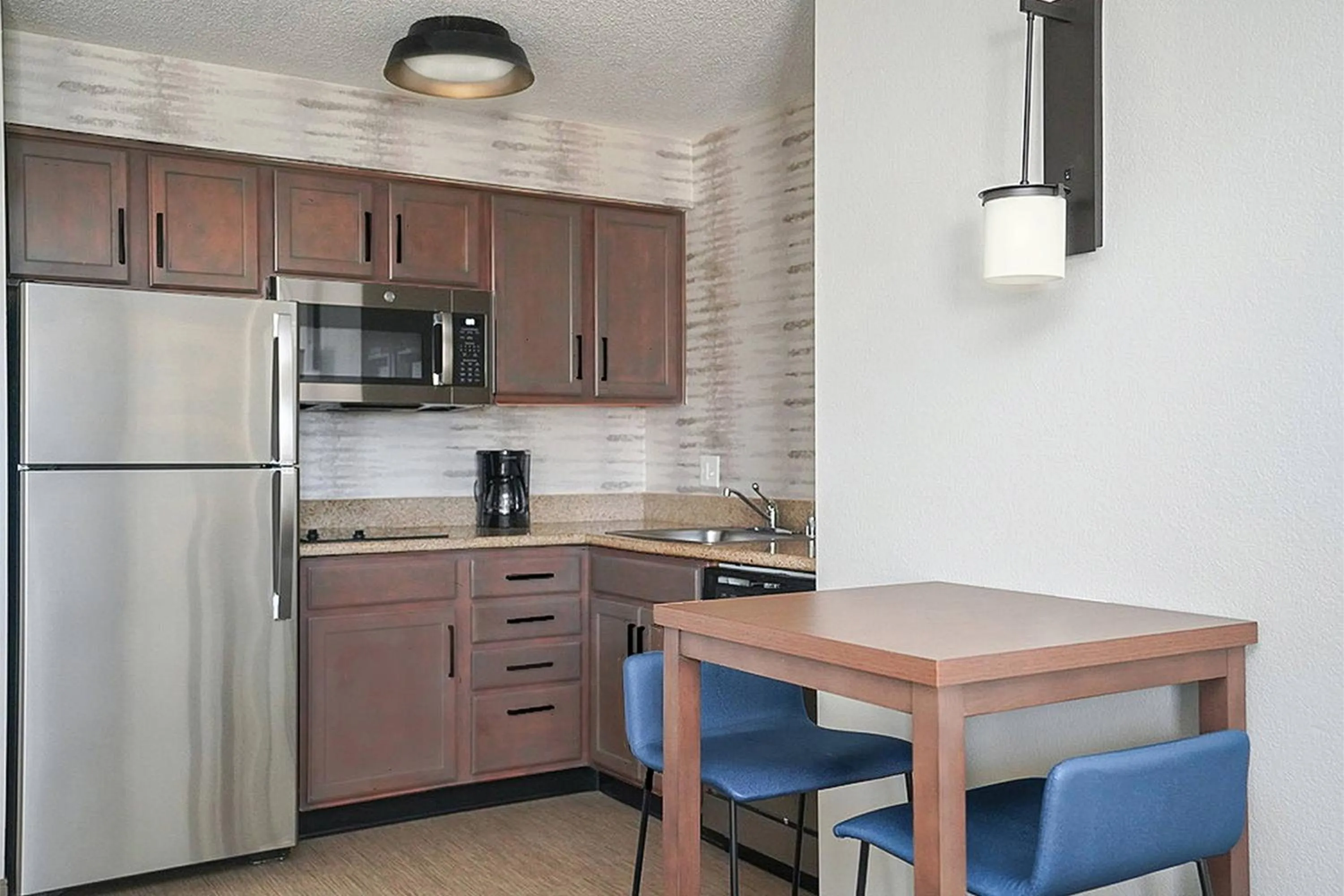 Kitchen or kitchenette in Residence Inn Colorado Springs North/Air Force Academy