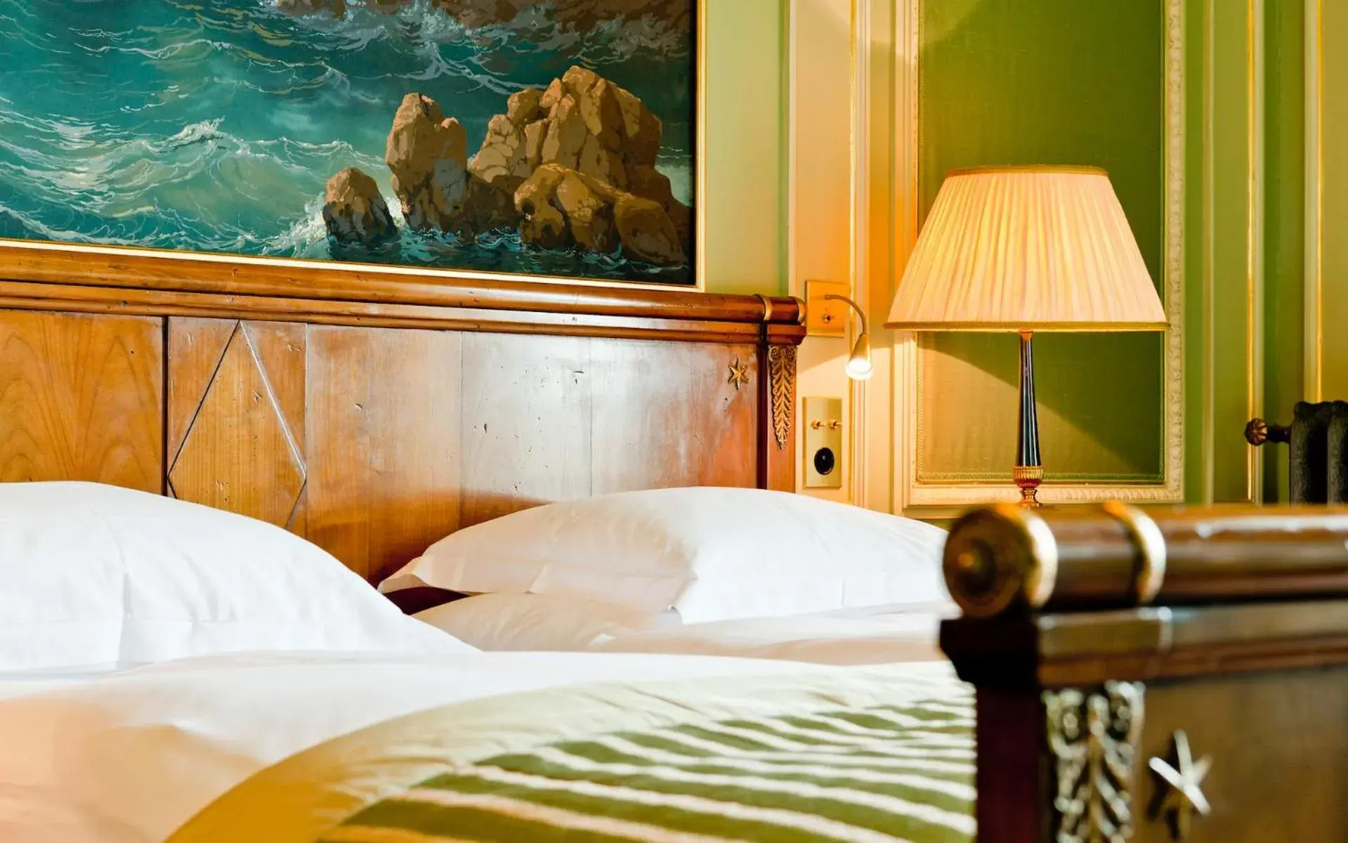 Bed in Grand Hotel LES TROIS ROIS Bed in Grand Hotel LES TROIS ROIS