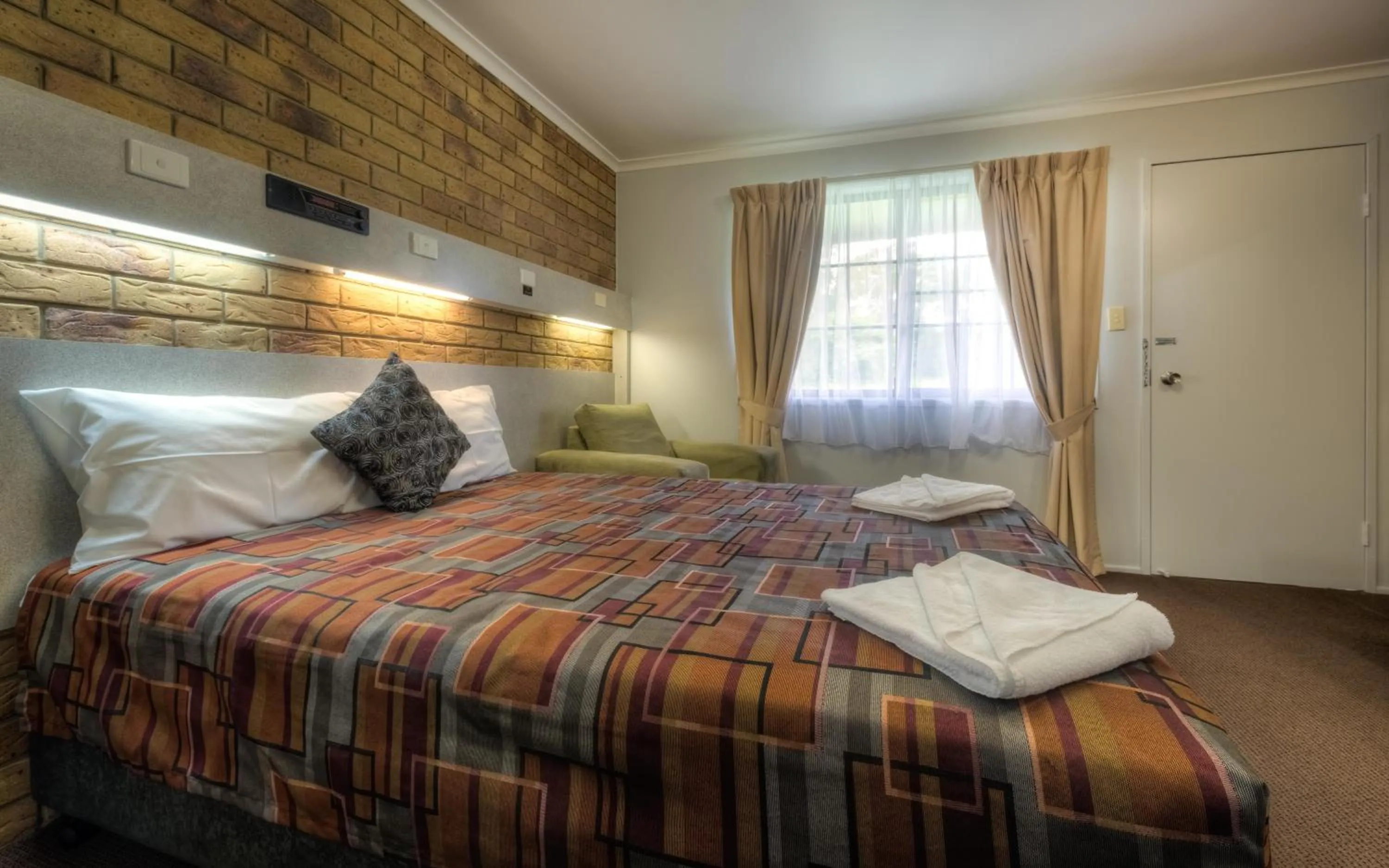 Bed in True Blue Motor Inn