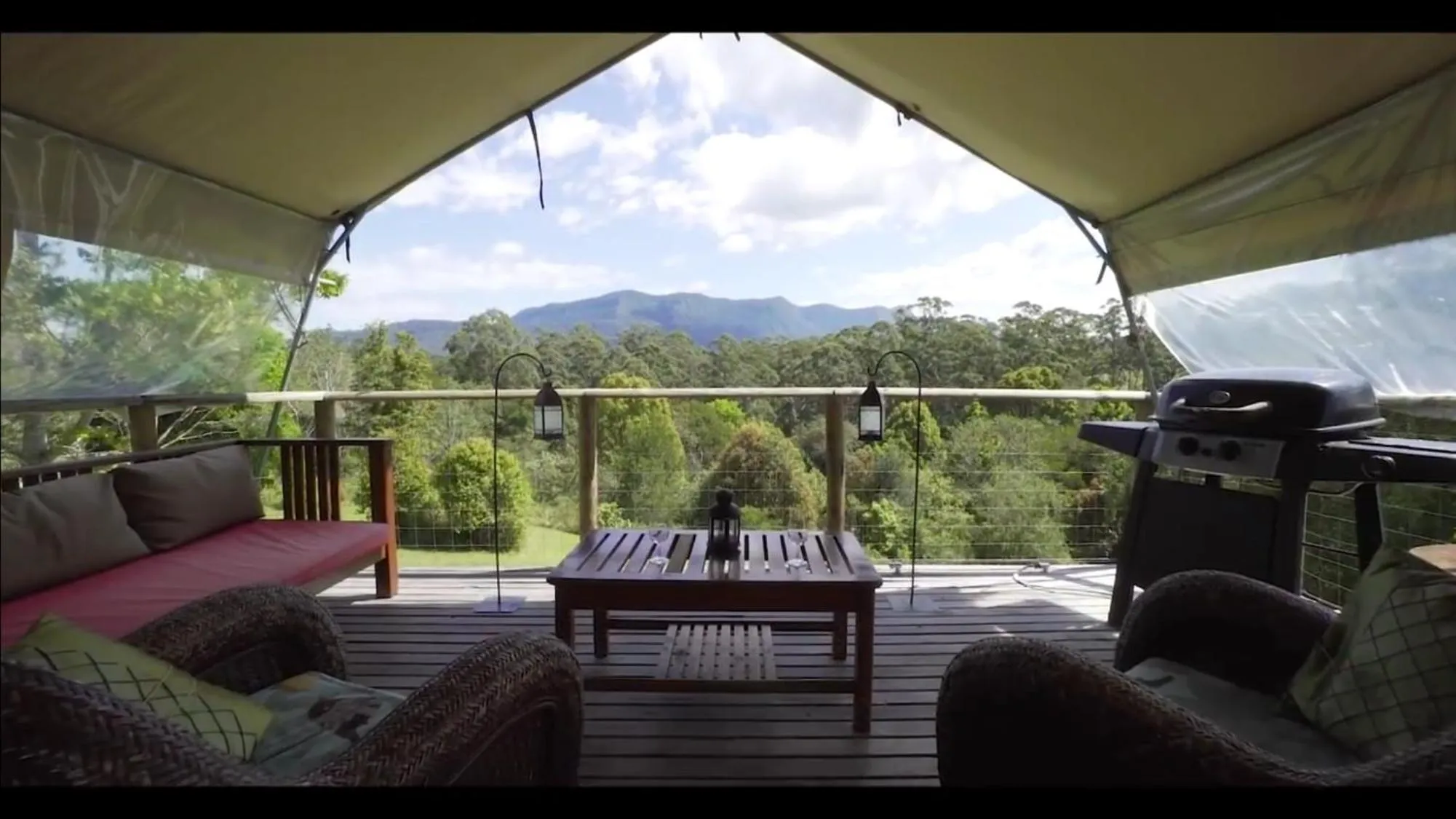 Mountain view in Silk Pavilions Glamping