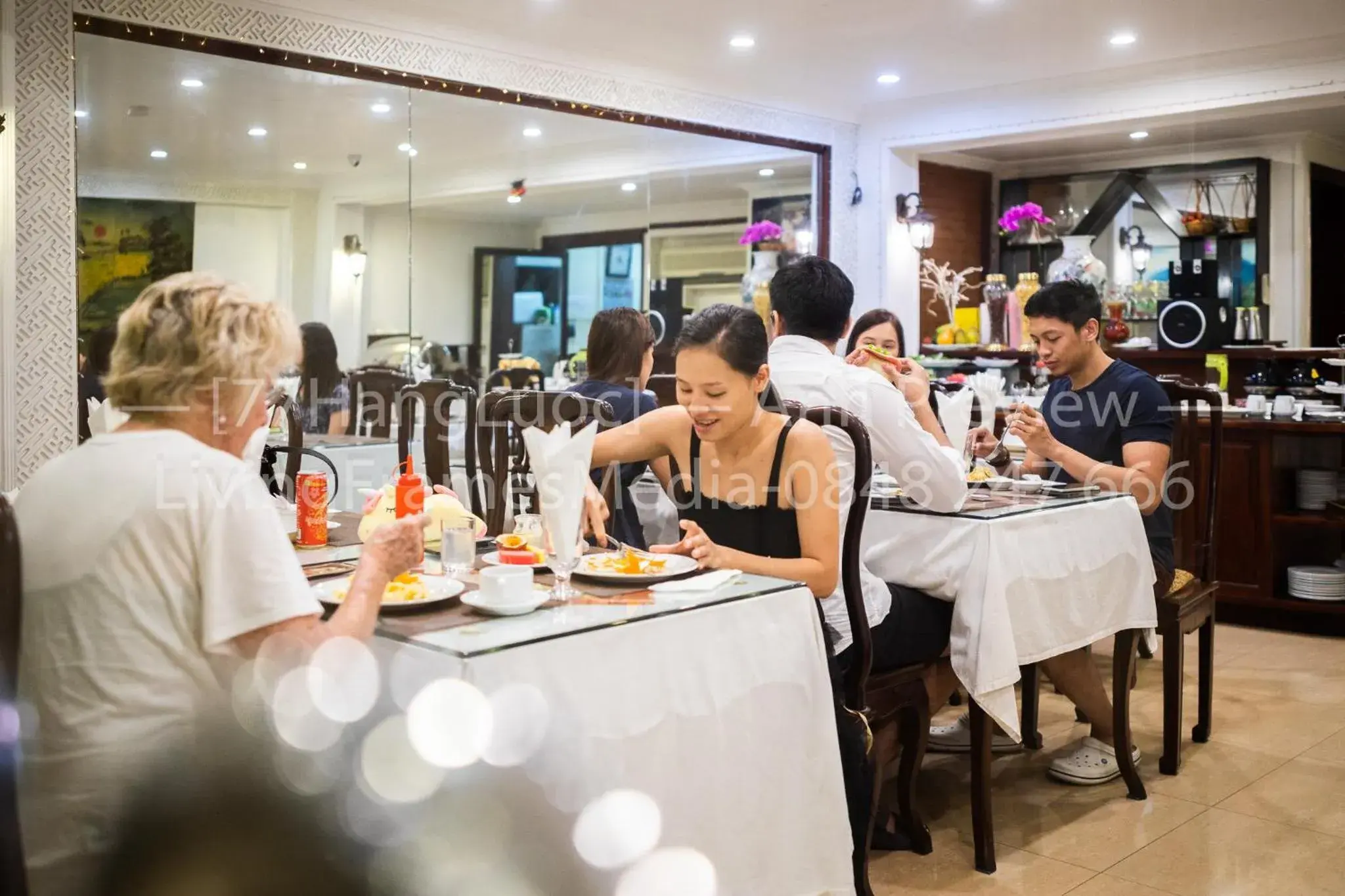 Restaurant/places to eat in Hanoi Little Town Hotel Restaurant/places to eat in Hanoi Little Town Hotel