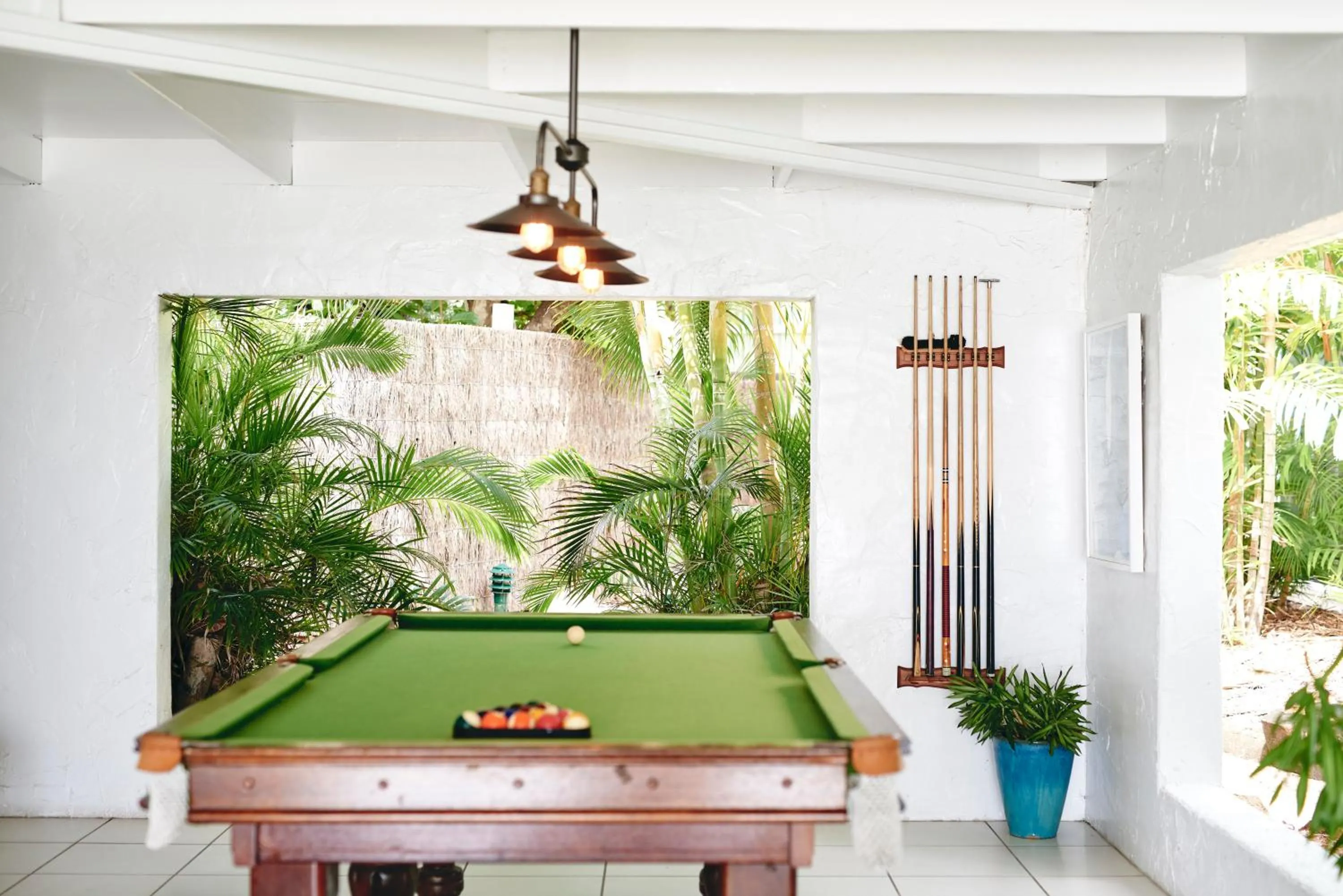 Billiard in Orpheus Island Lodge