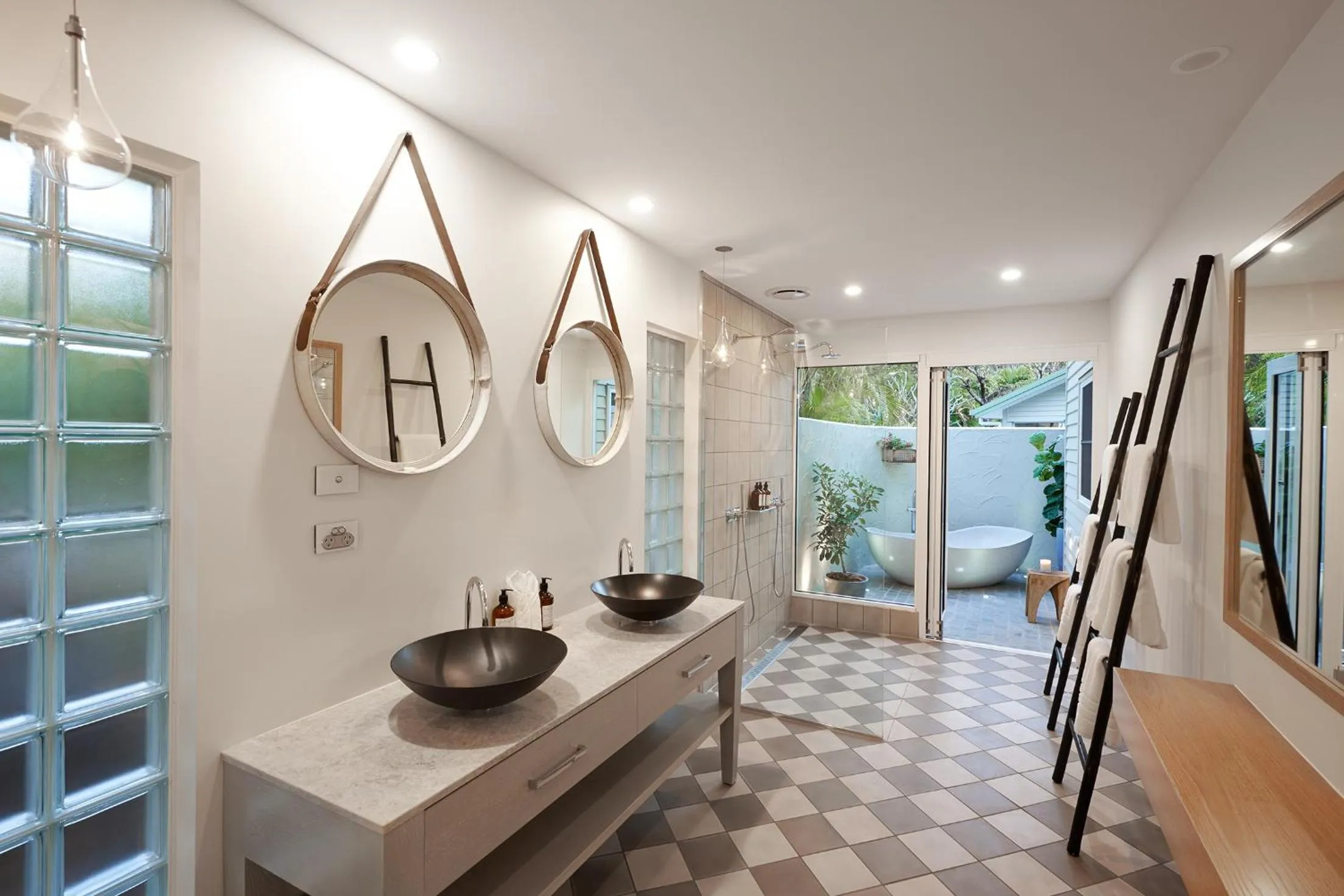 Bathroom in Orpheus Island Lodge