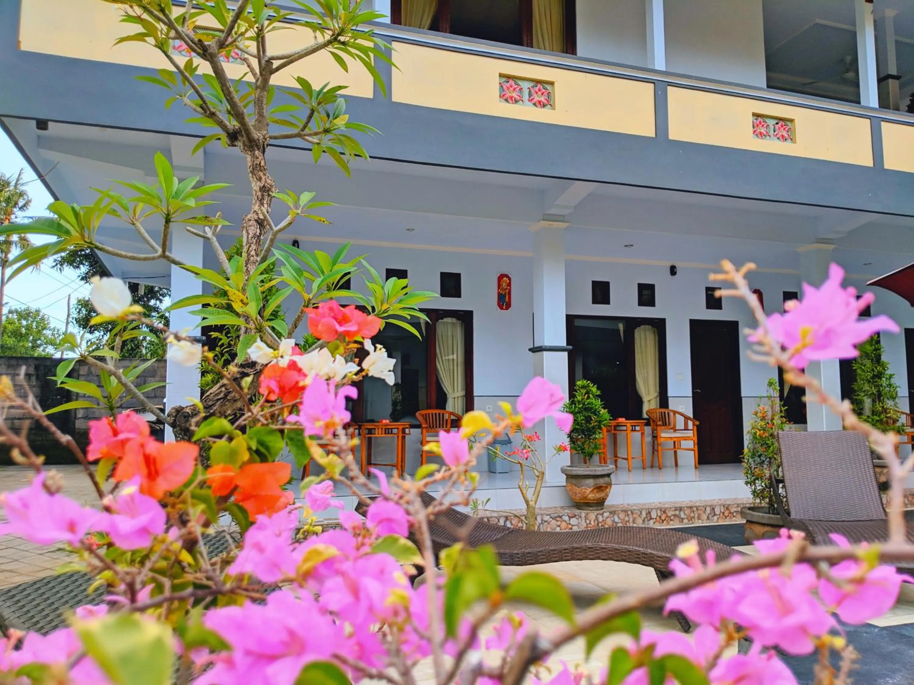 Patio in Serangan Inn Mimba