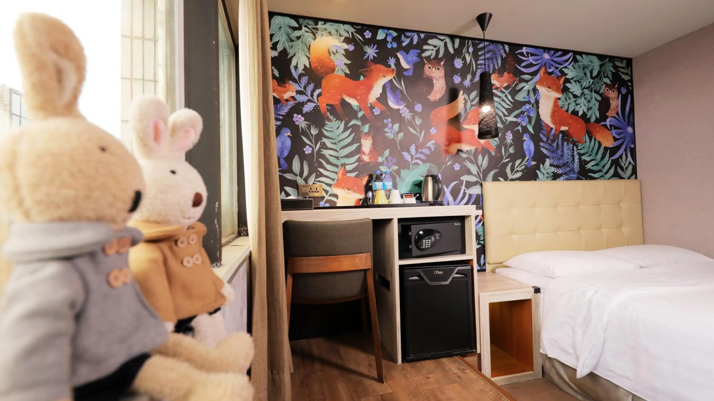 safe, Bed in Urtrip Hotel