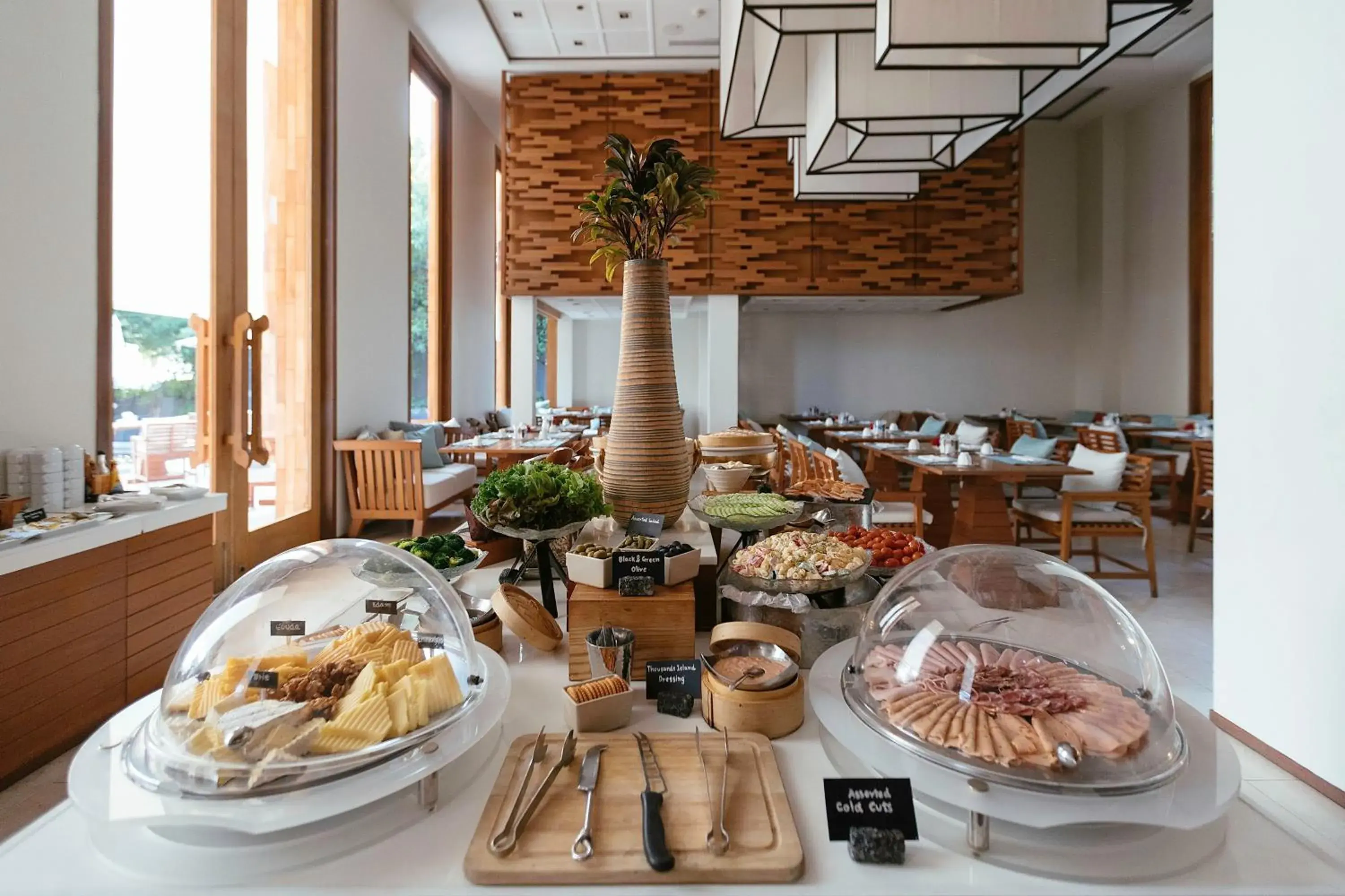 Restaurant/places to eat in Cape Nidhra Hotel Restaurant/places to eat in Cape Nidhra Hotel