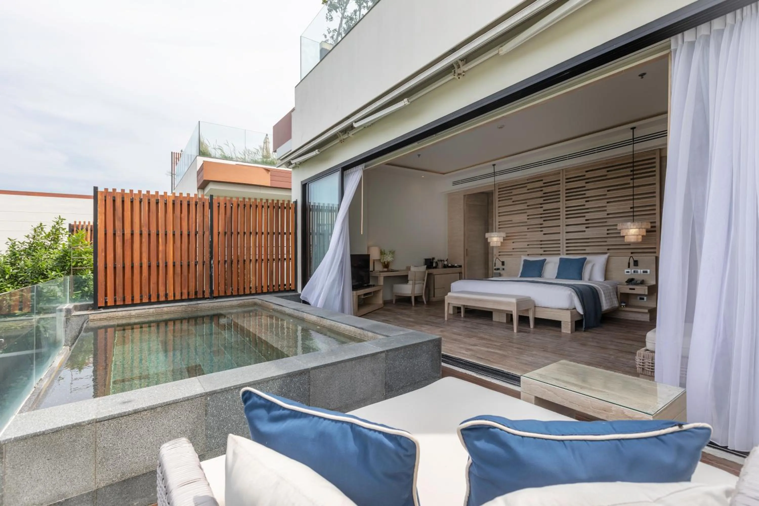 Bed in Cape Nidhra Hotel