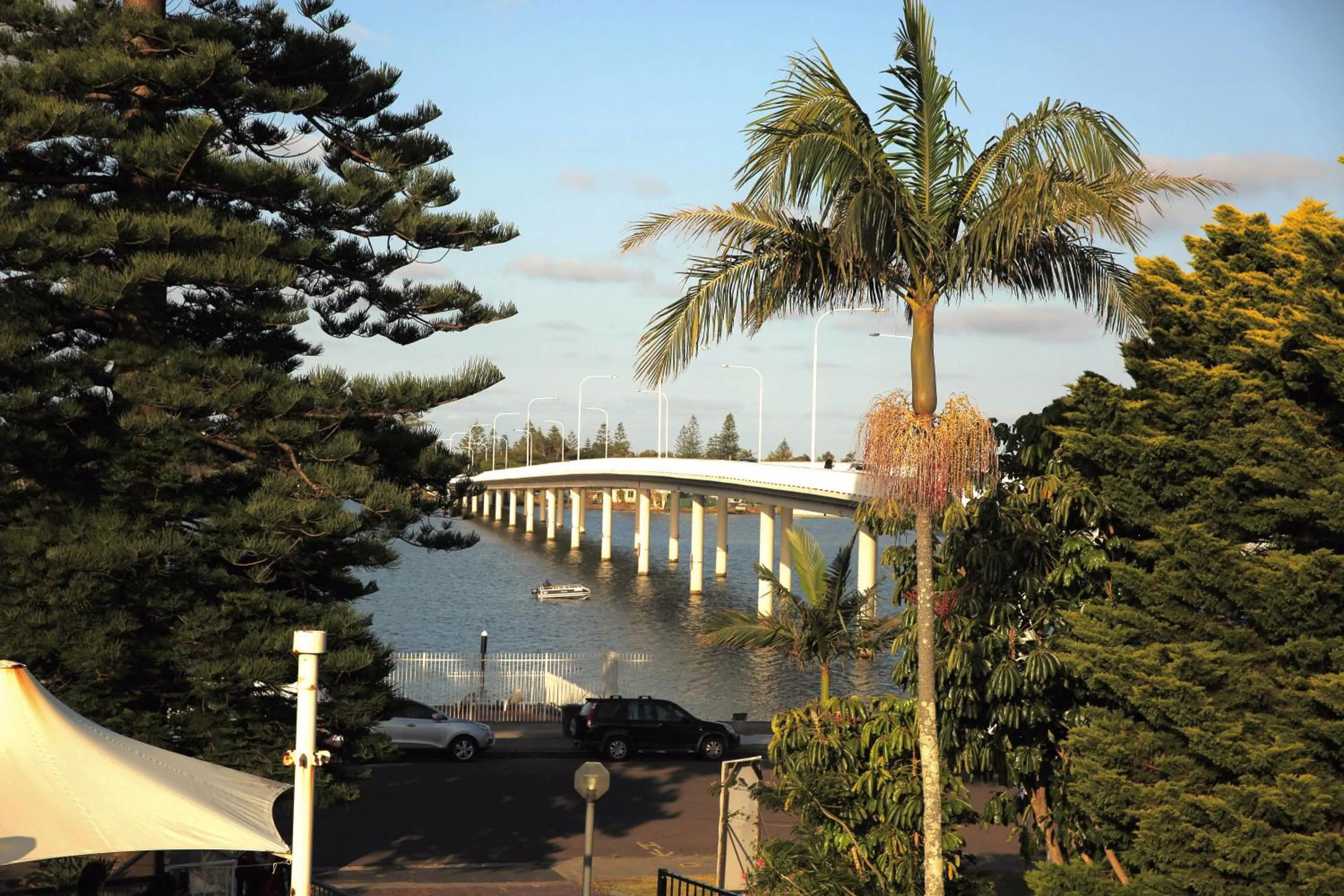 Day in El Lago Waters Hotel
