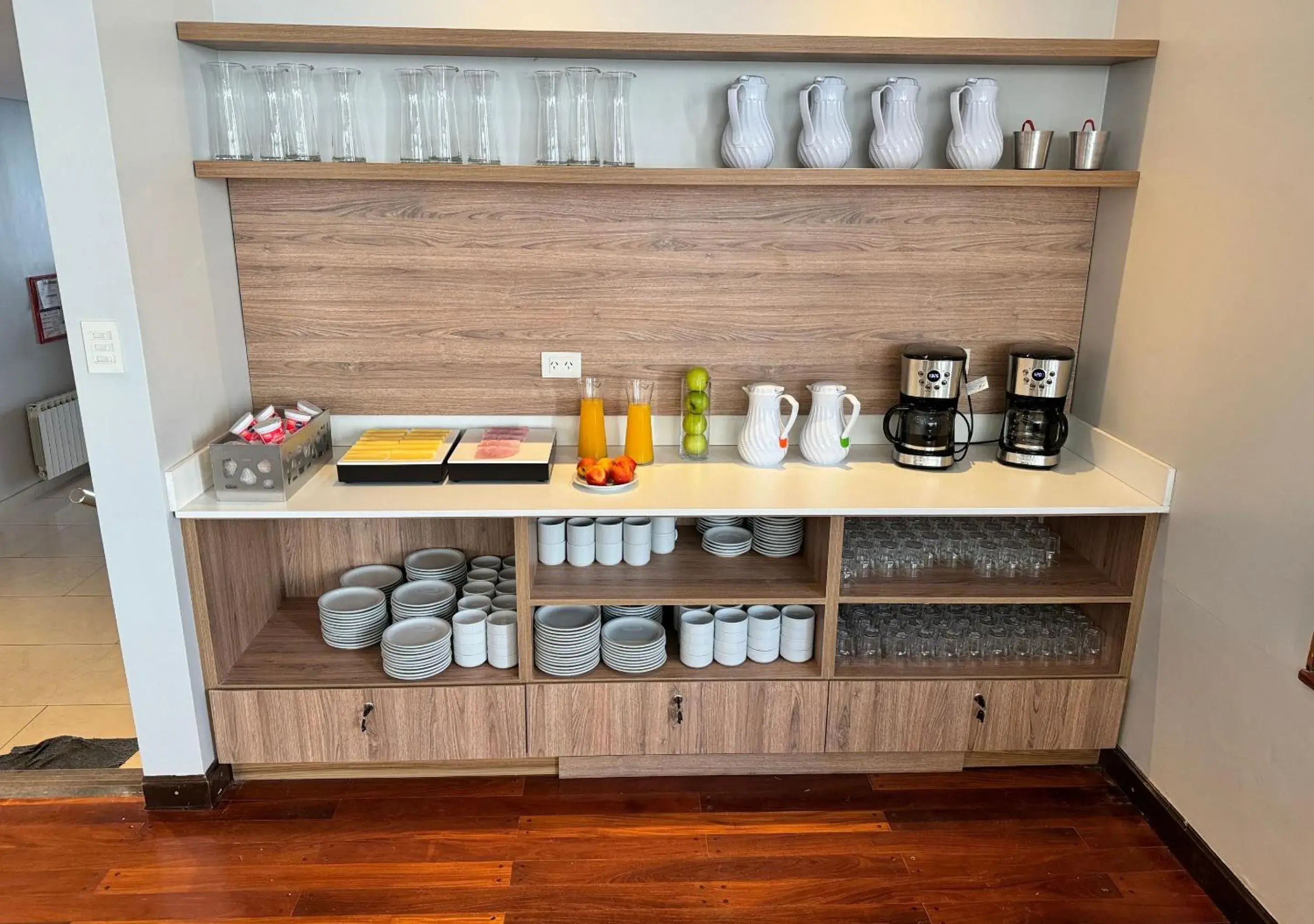 Breakfast in Roomie Salta by DOT Suites Breakfast in Roomie Salta by DOT Suites