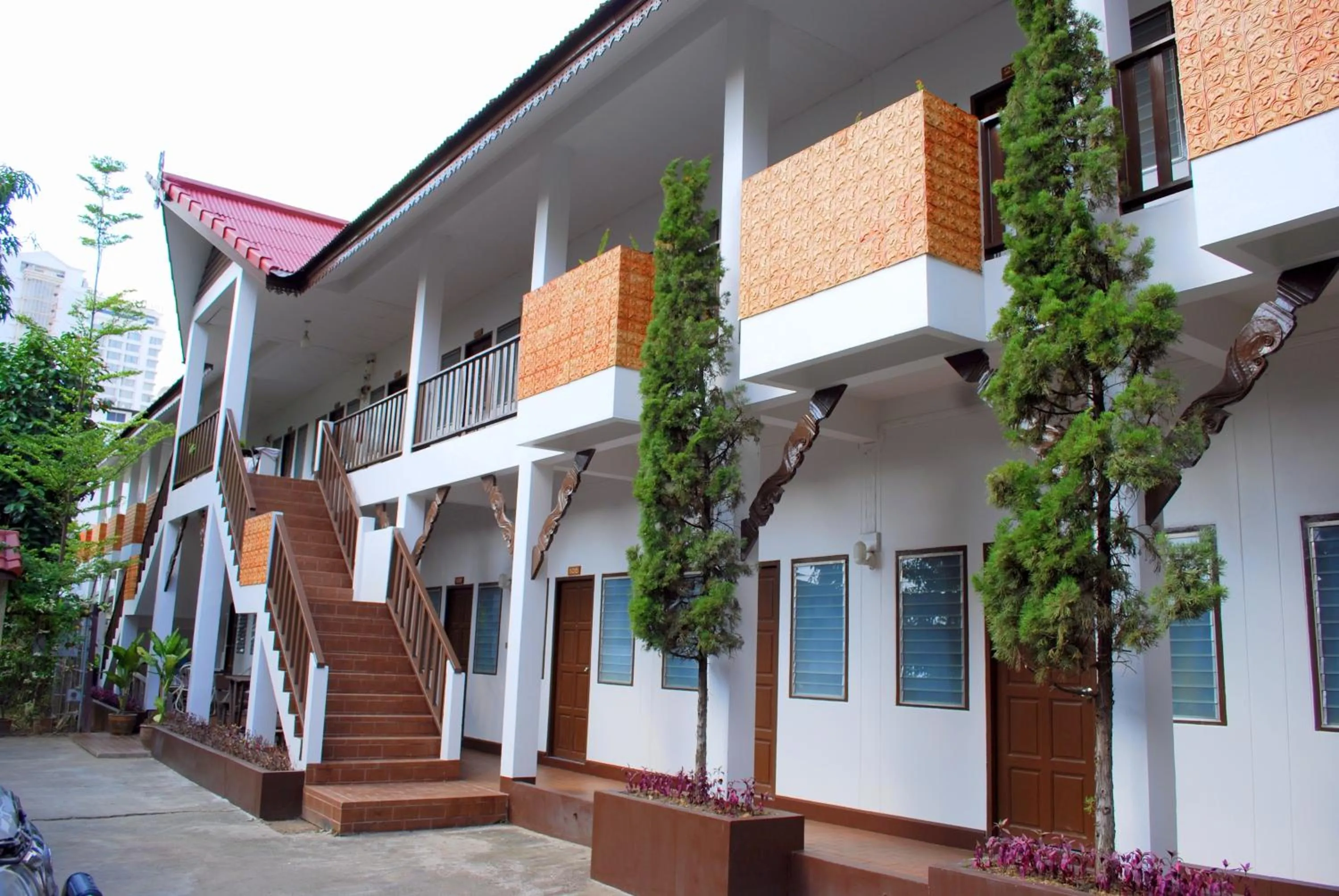 Property building in Lanna Thai Guesthouse