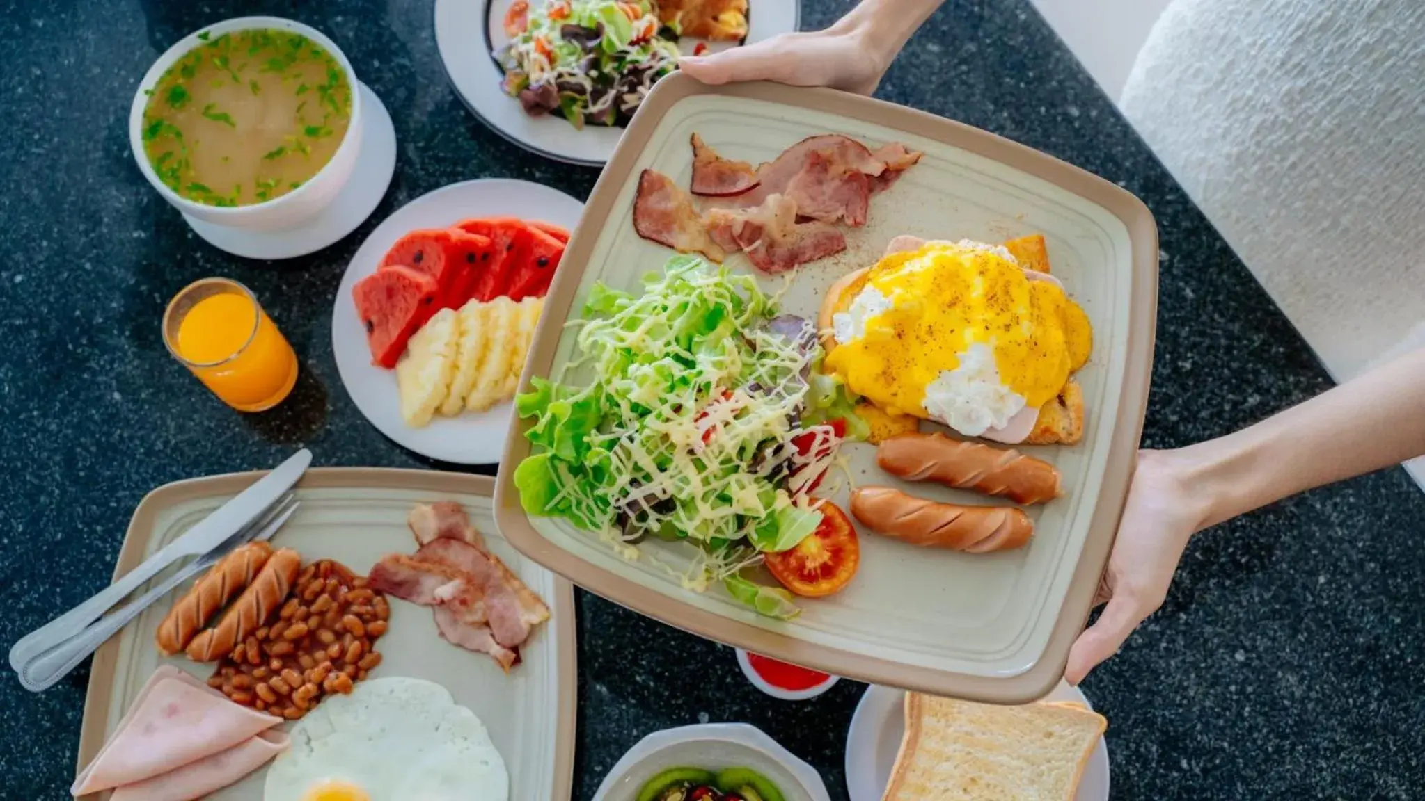 Food and drinks in Royal Beach View Food and drinks in Royal Beach View