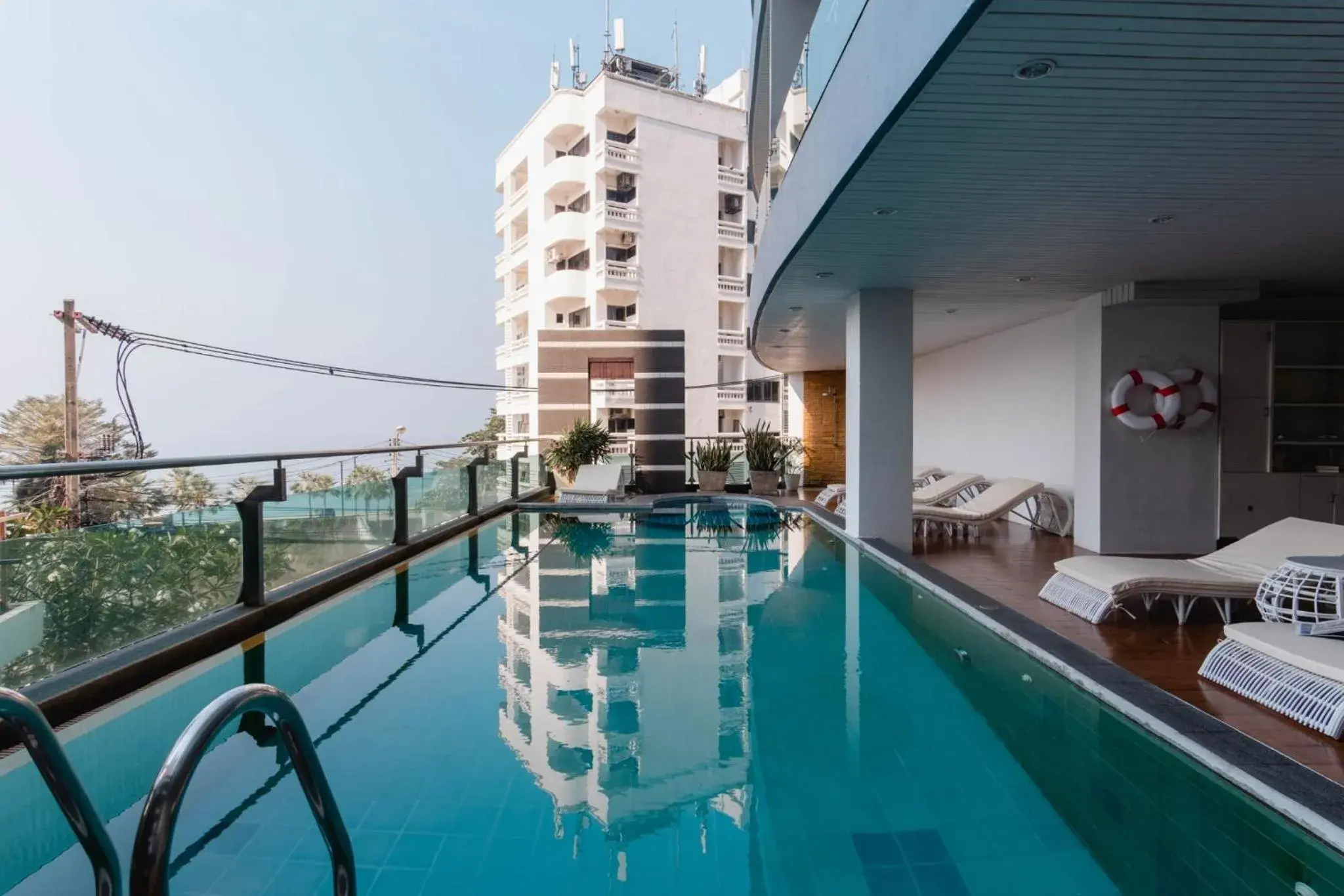 Swimming pool in Royal Beach View Swimming pool in Royal Beach View