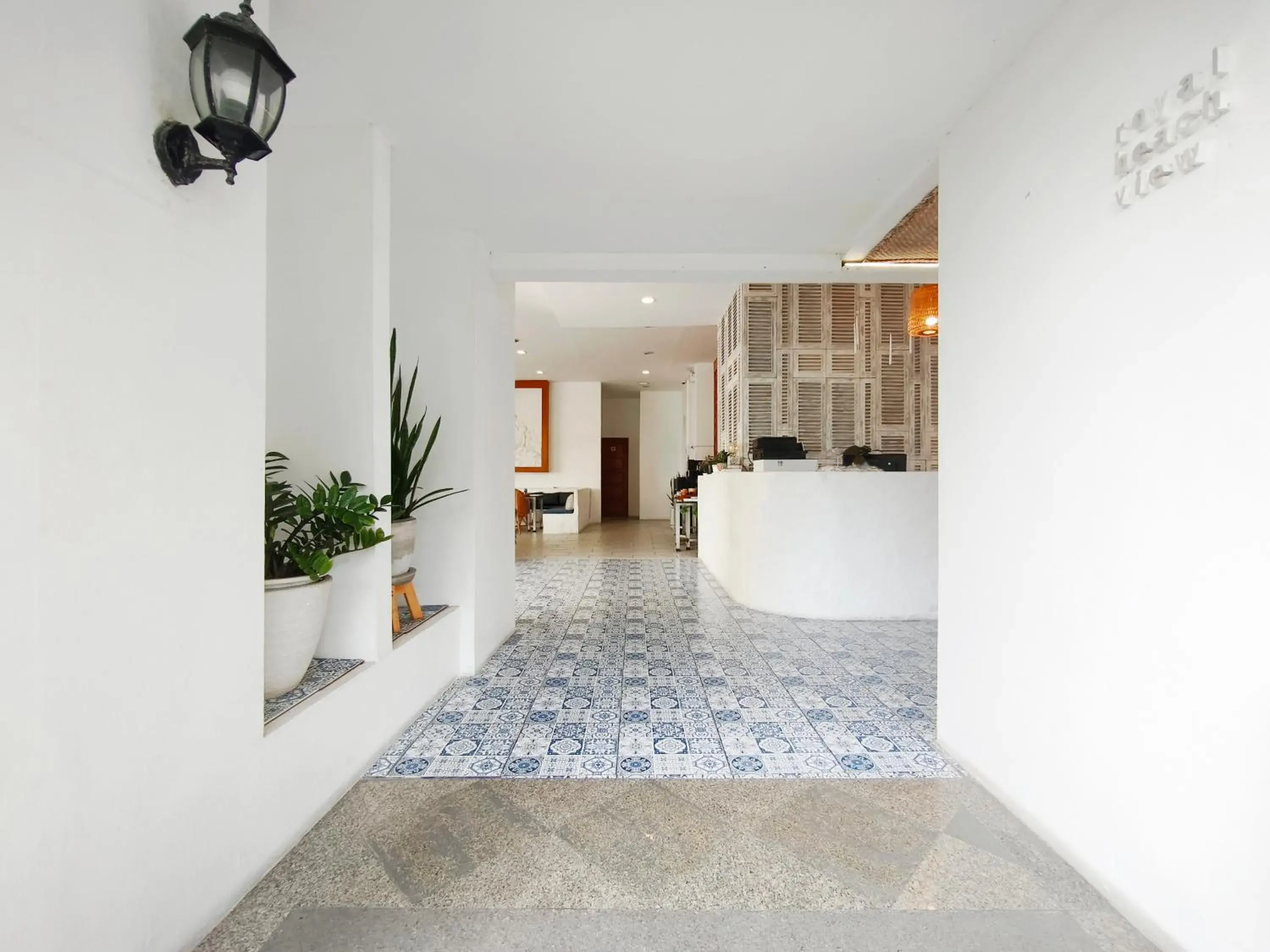 Facade/entrance in Royal Beach View Facade/entrance in Royal Beach View