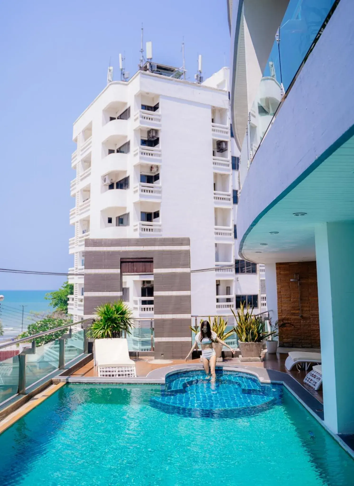 Swimming pool in Royal Beach View Swimming pool in Royal Beach View