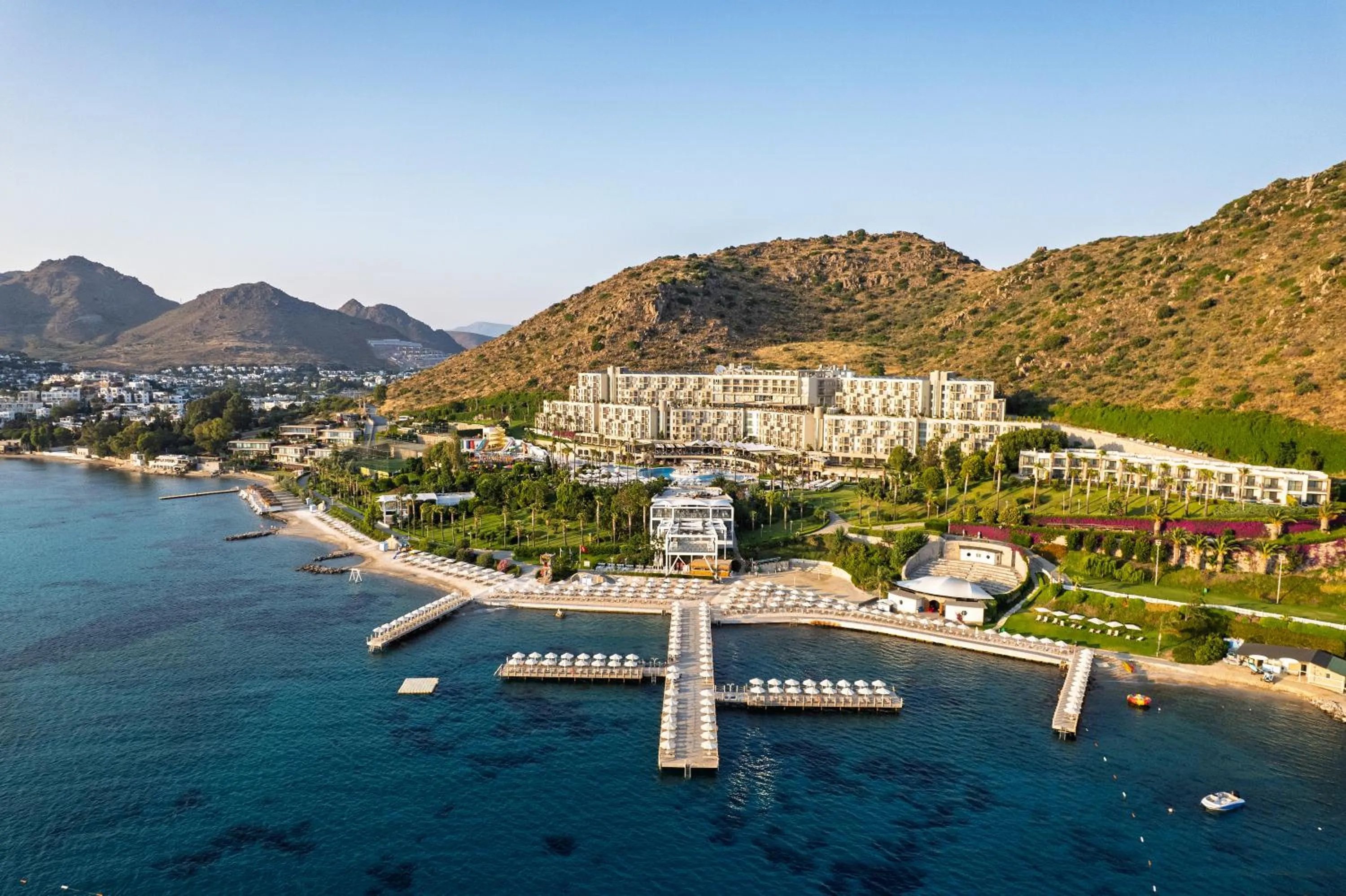 Property building in Kefaluka Resort