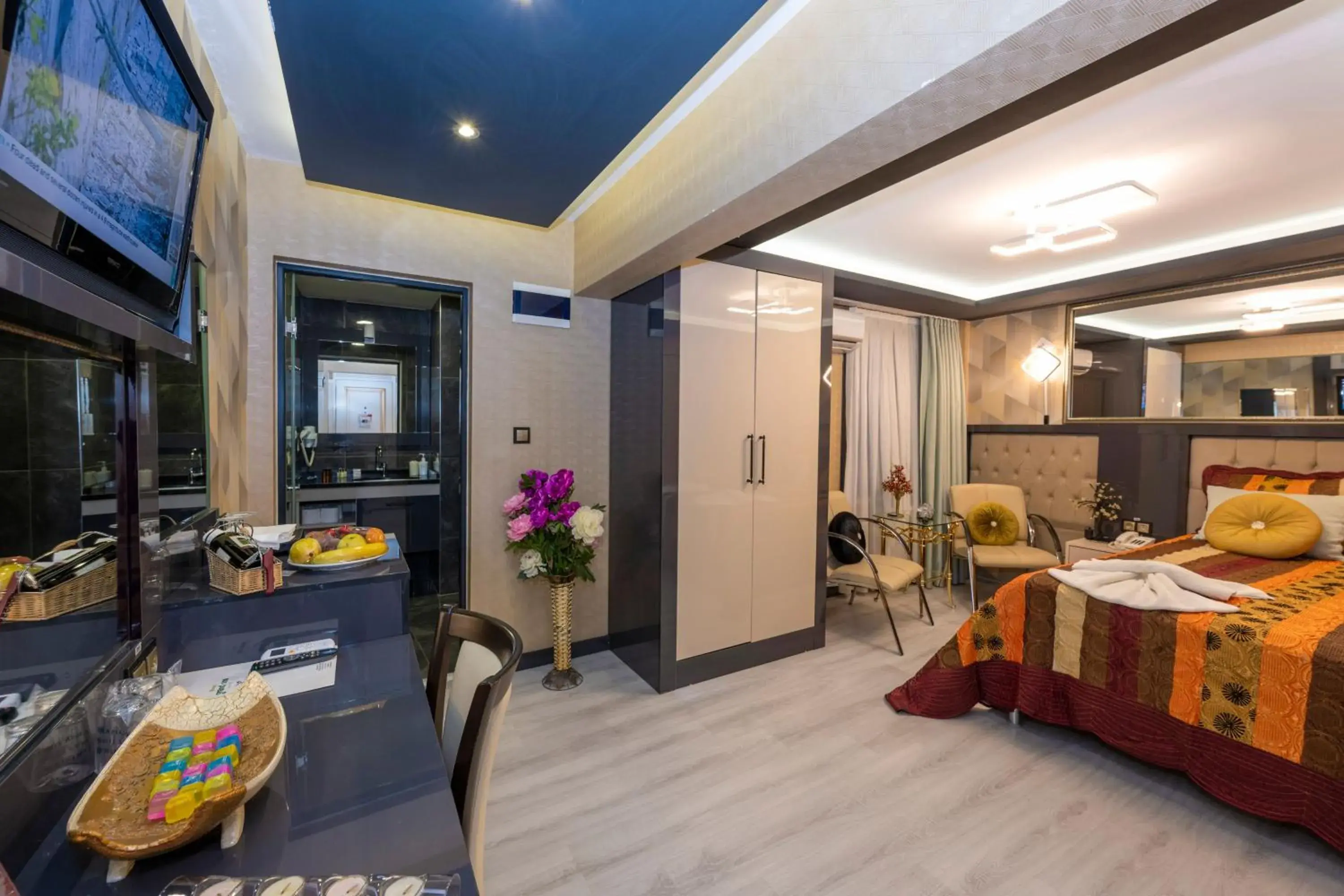 Bed in Grand Ons Hotel Bed in Grand Ons Hotel