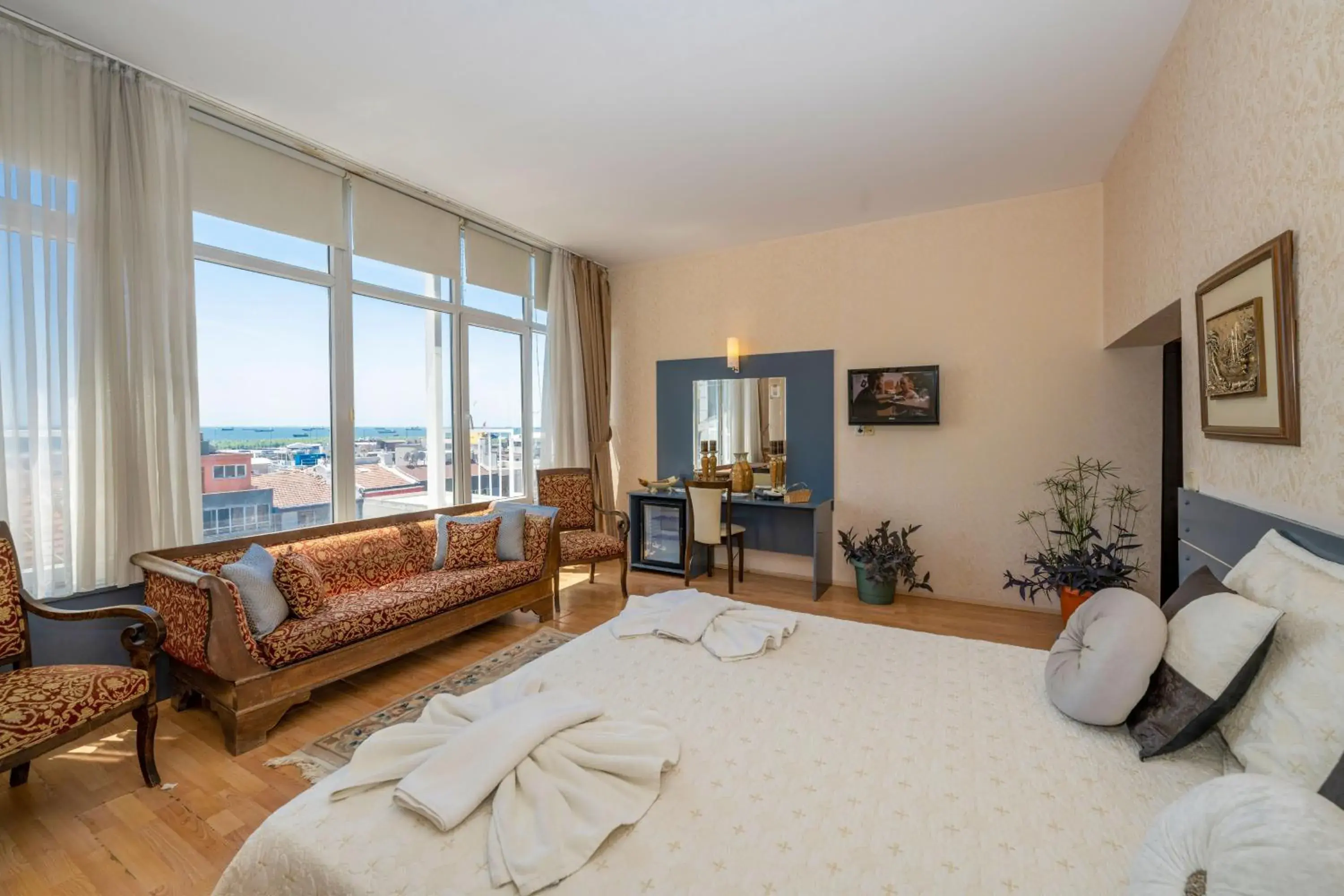 Bed in Grand Ons Hotel Bed in Grand Ons Hotel