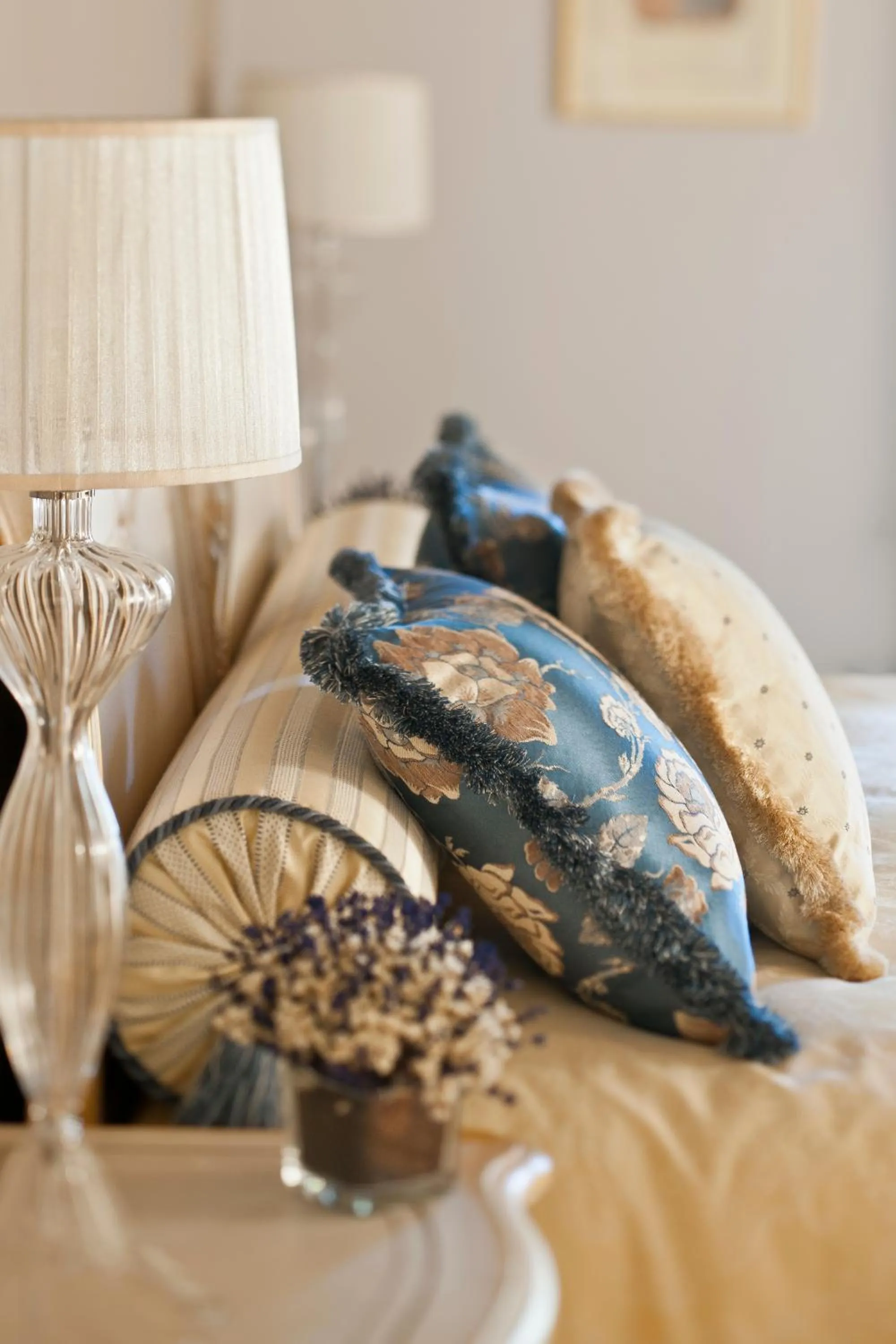 Decorative detail in Villa Armena Relais