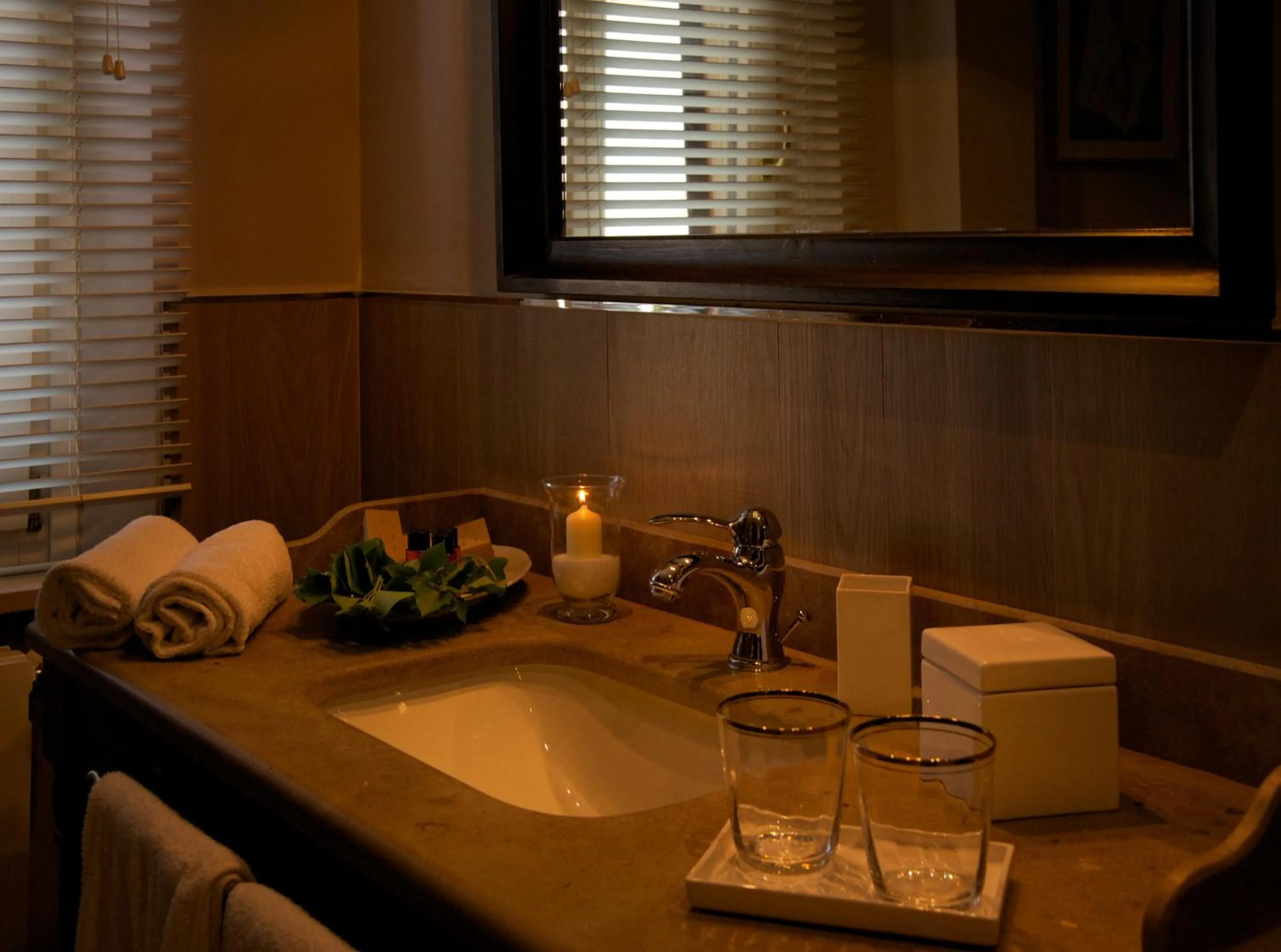 Decorative detail in Albergo La Fontanella