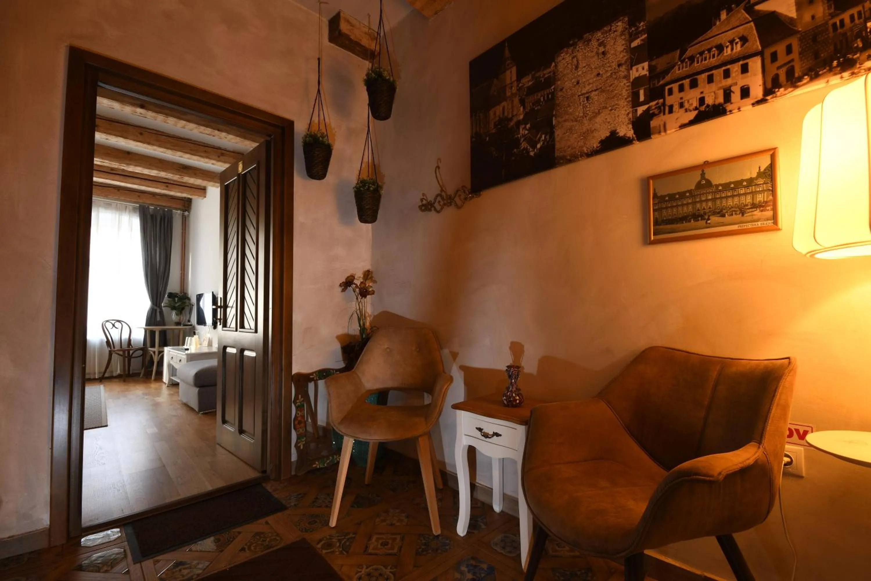 Communal lounge/ TV room in Wood House Republicii