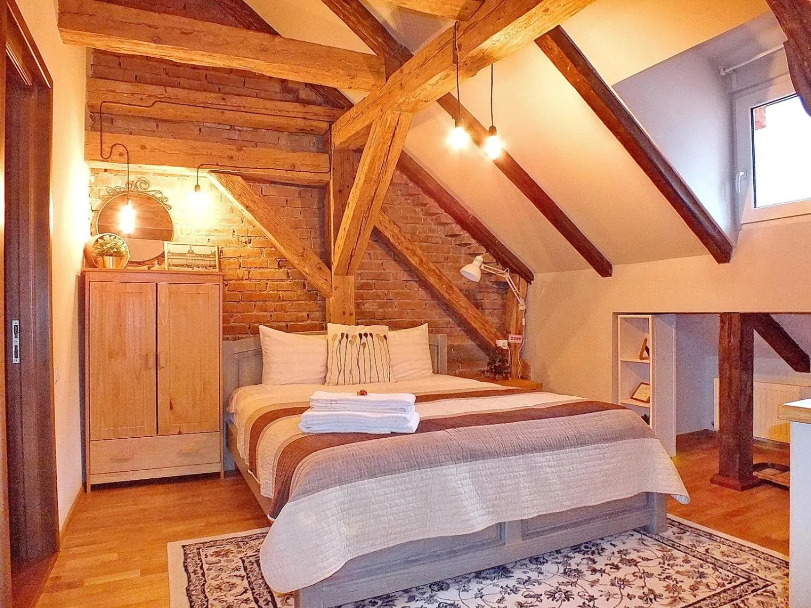 Bedroom, Bed in Wood House Republicii