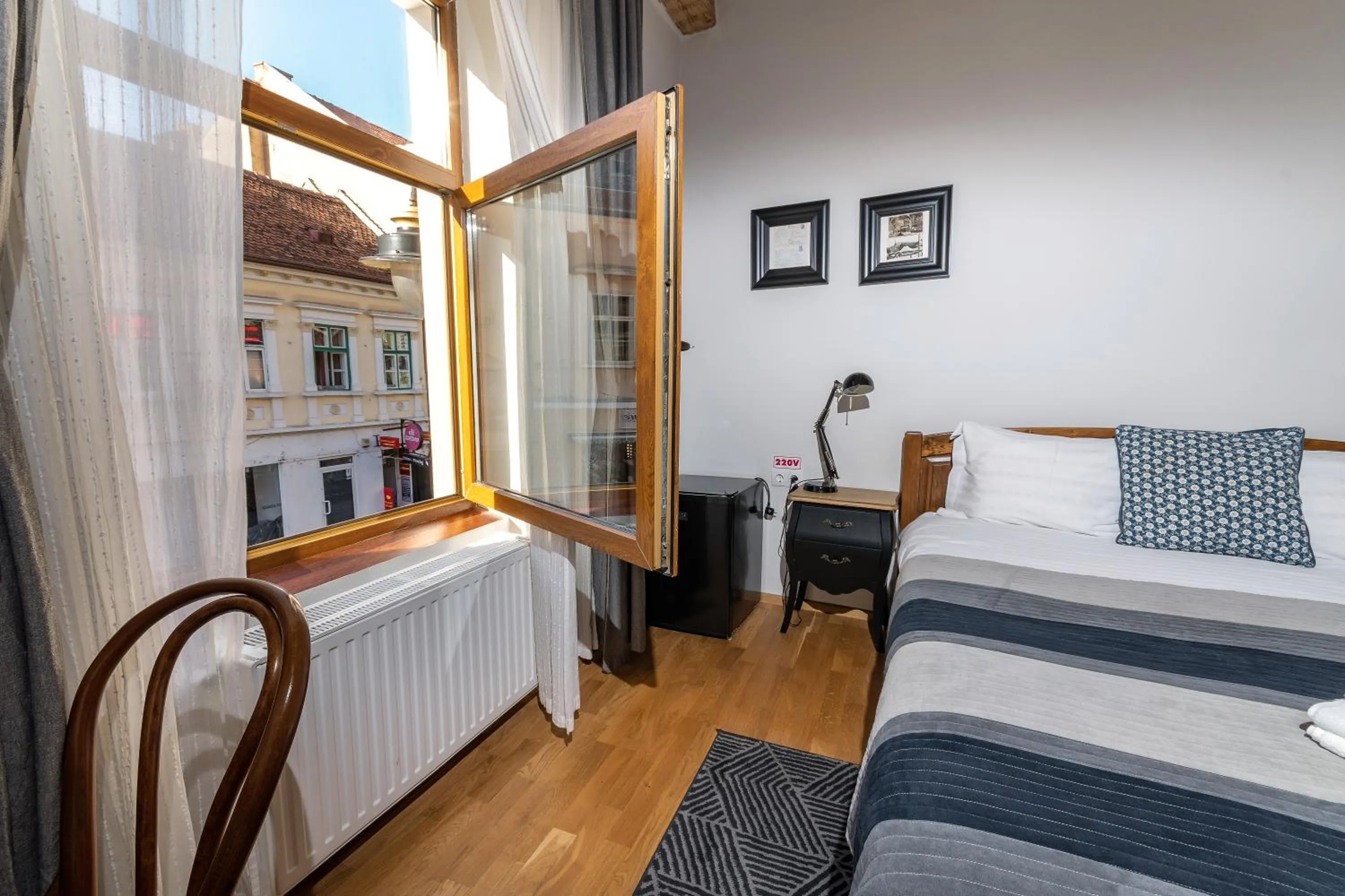View (from property/room), Bed in Wood House Republicii