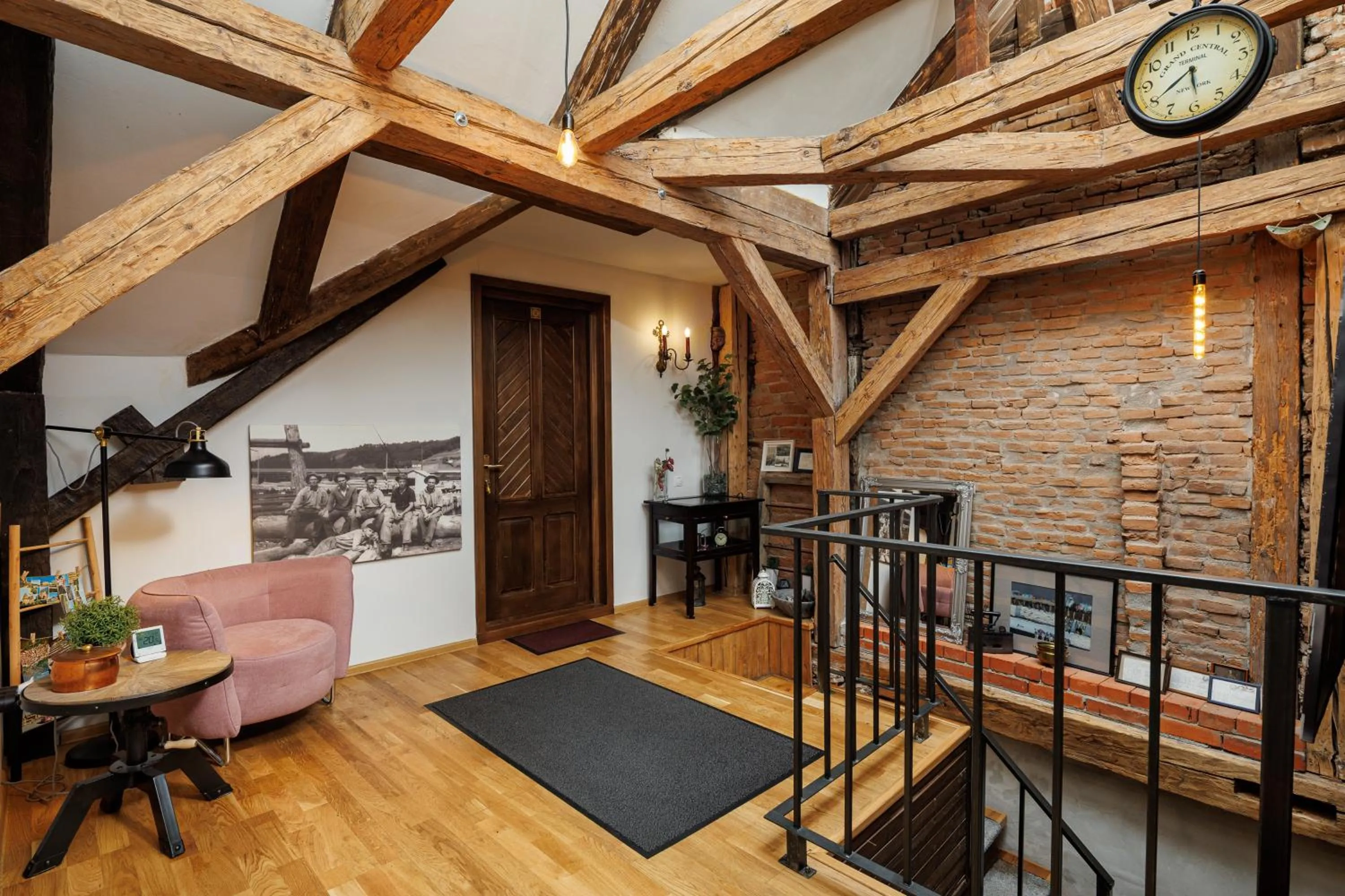 Lobby or reception in Wood House Republicii