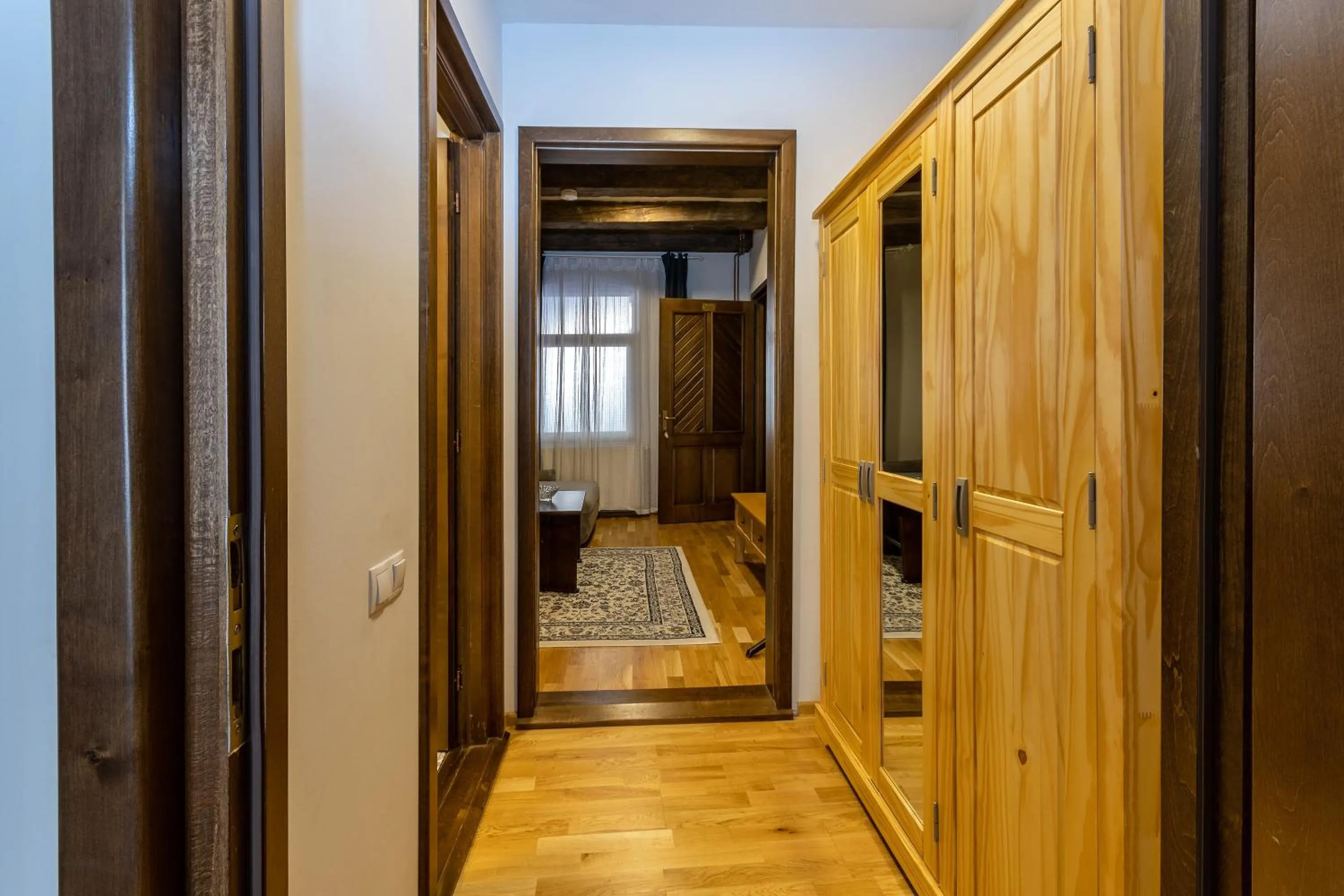 Photo of the whole room, Bed in Wood House Republicii