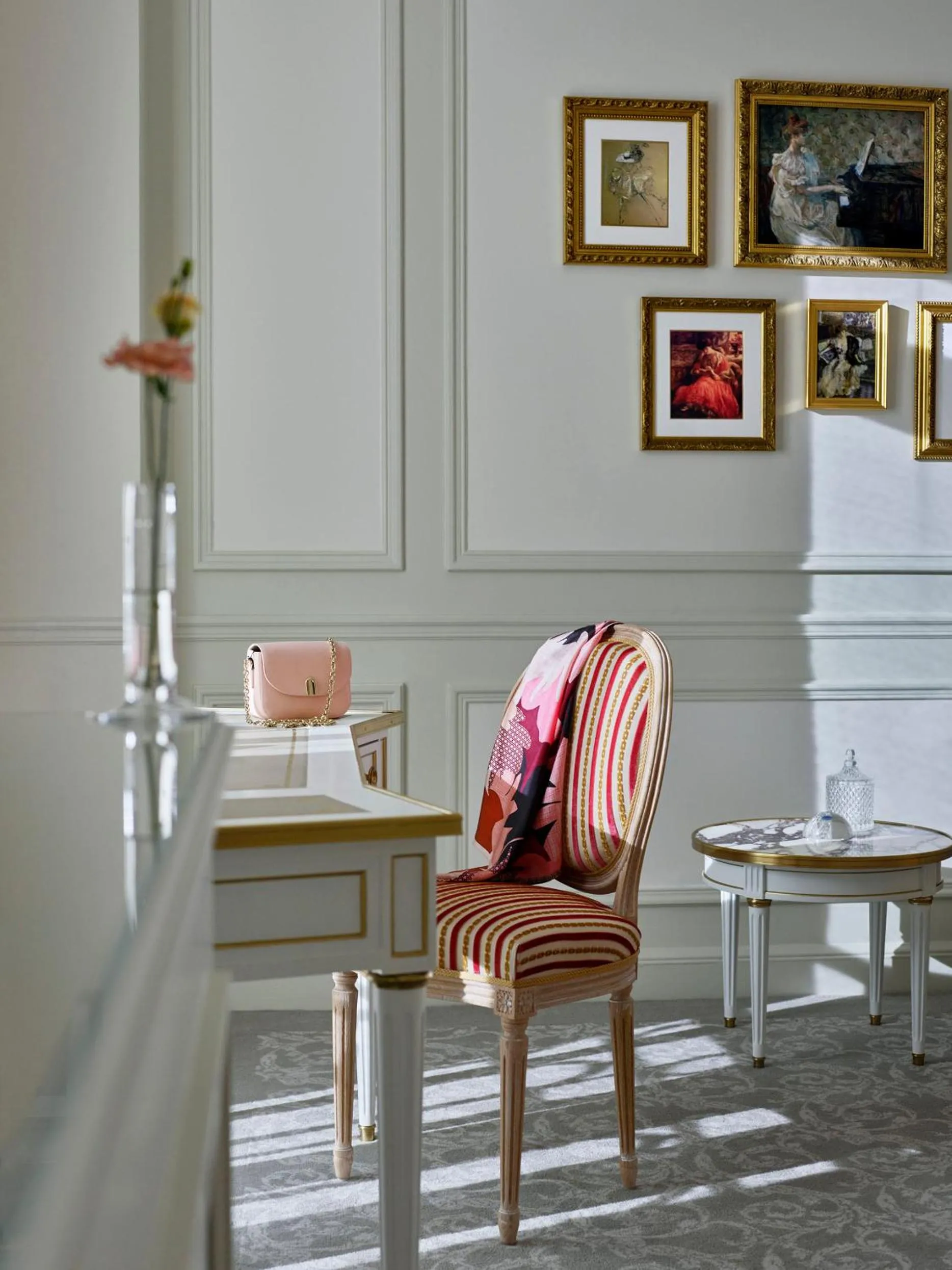 Seating area in Le Meurice – Dorchester Collection