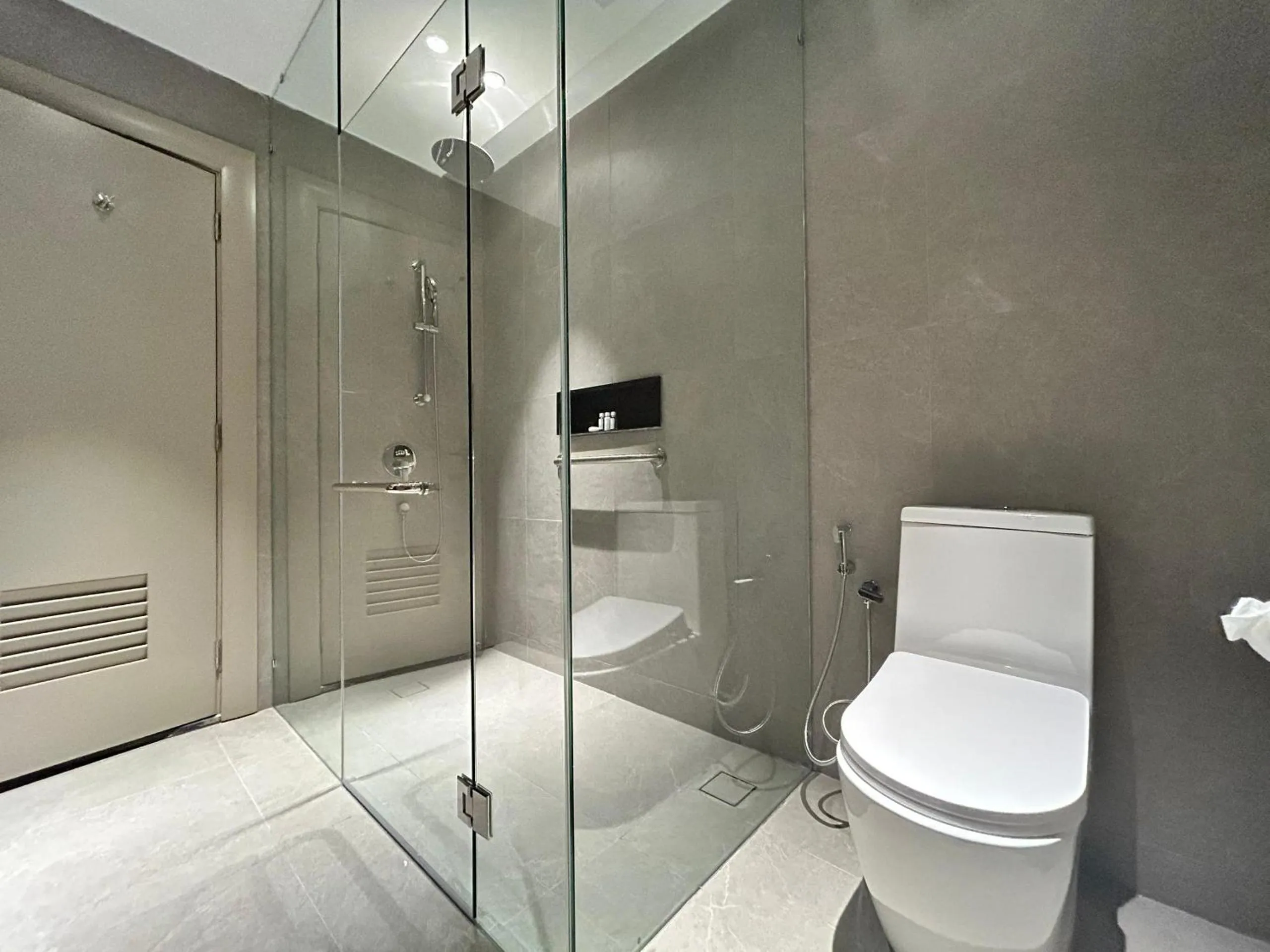 Shower in The Pearl Kuala Lumpur