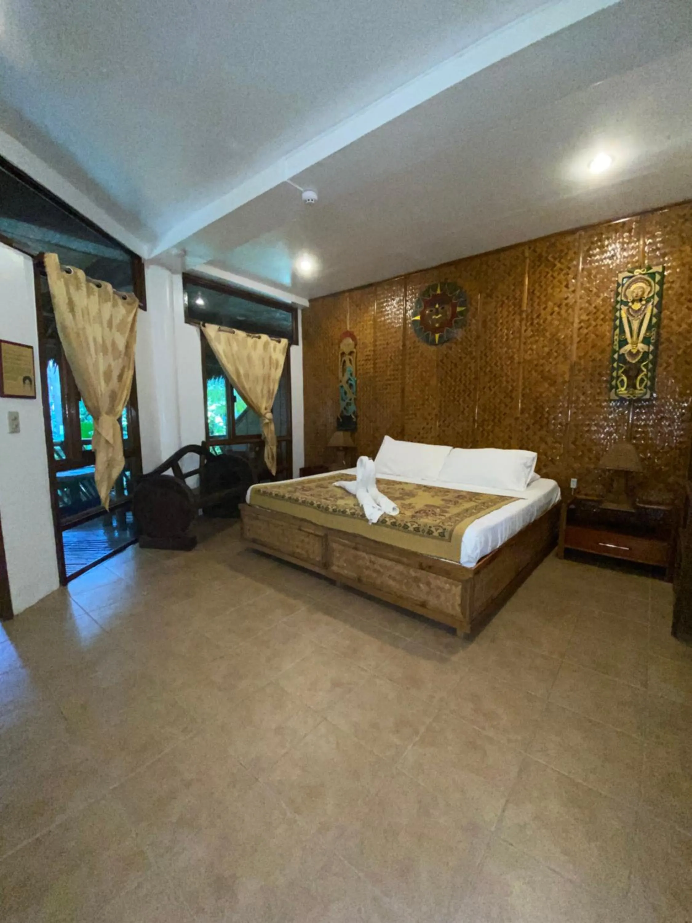 Bed in Nigi Nigi Nu Noos 'e' Nu Nu Noos