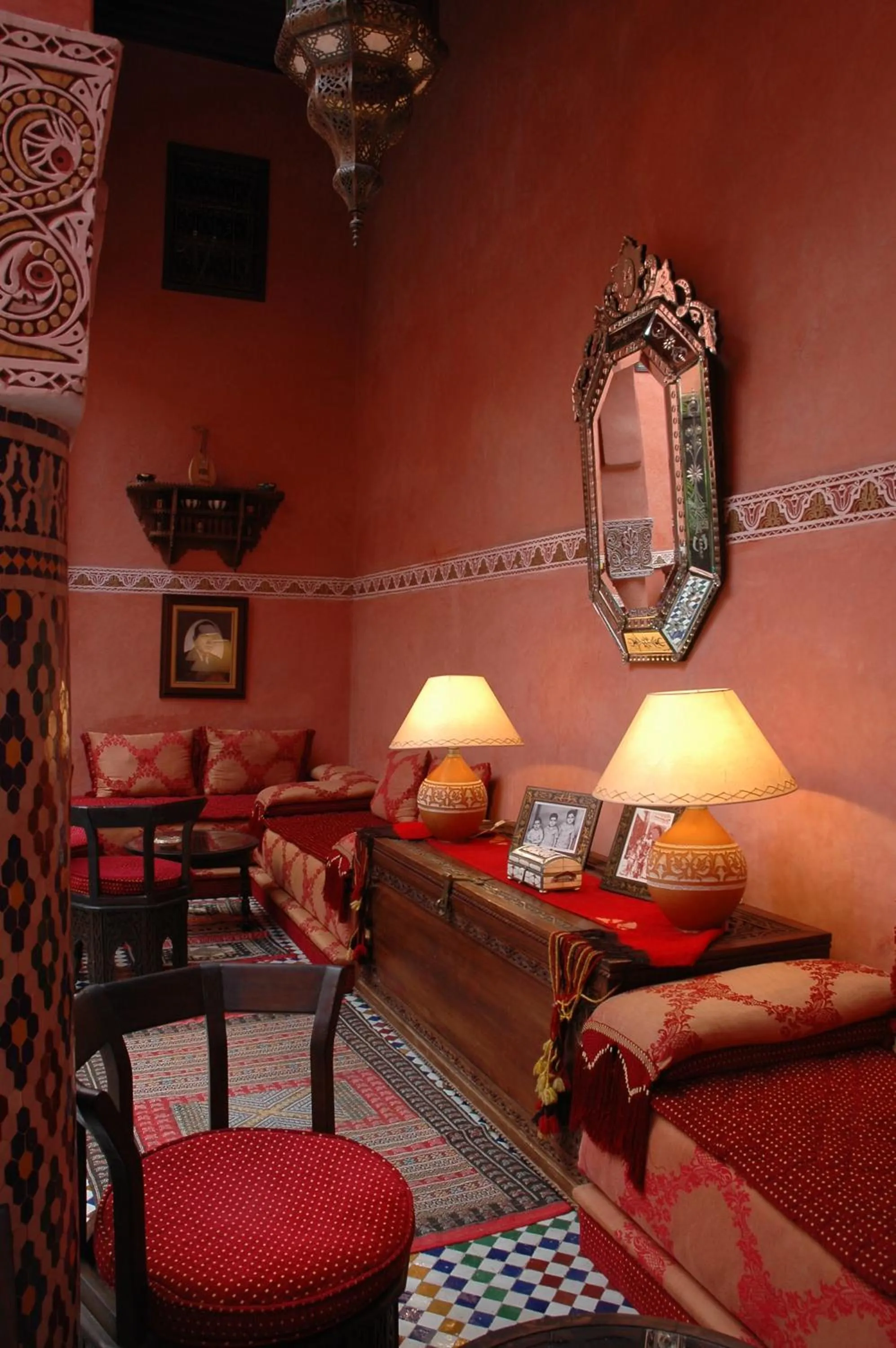 Communal lounge/ TV room in Dar Anebar