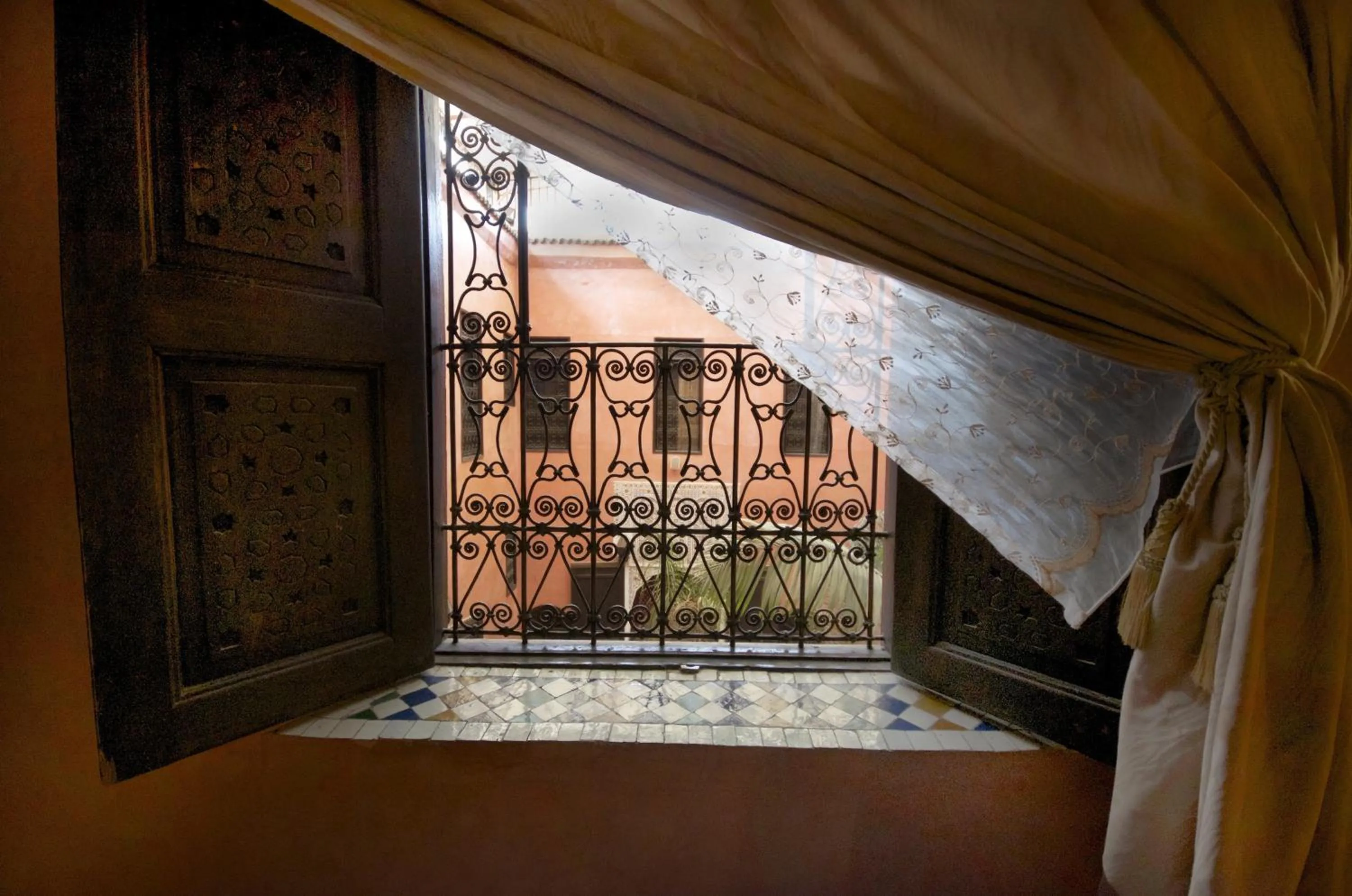 Inner courtyard view in Dar Anebar