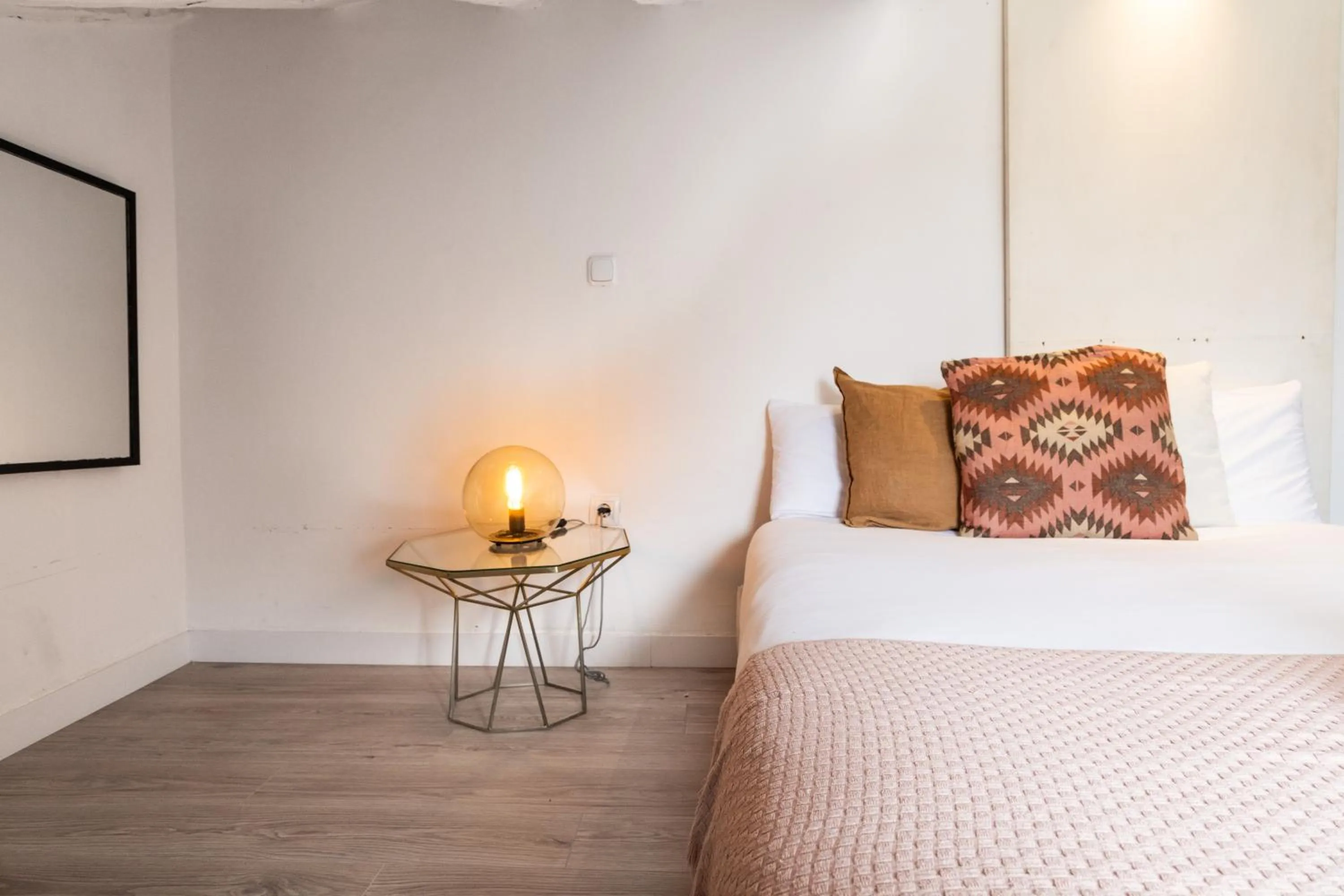 Bed in Charming Fuencarral II