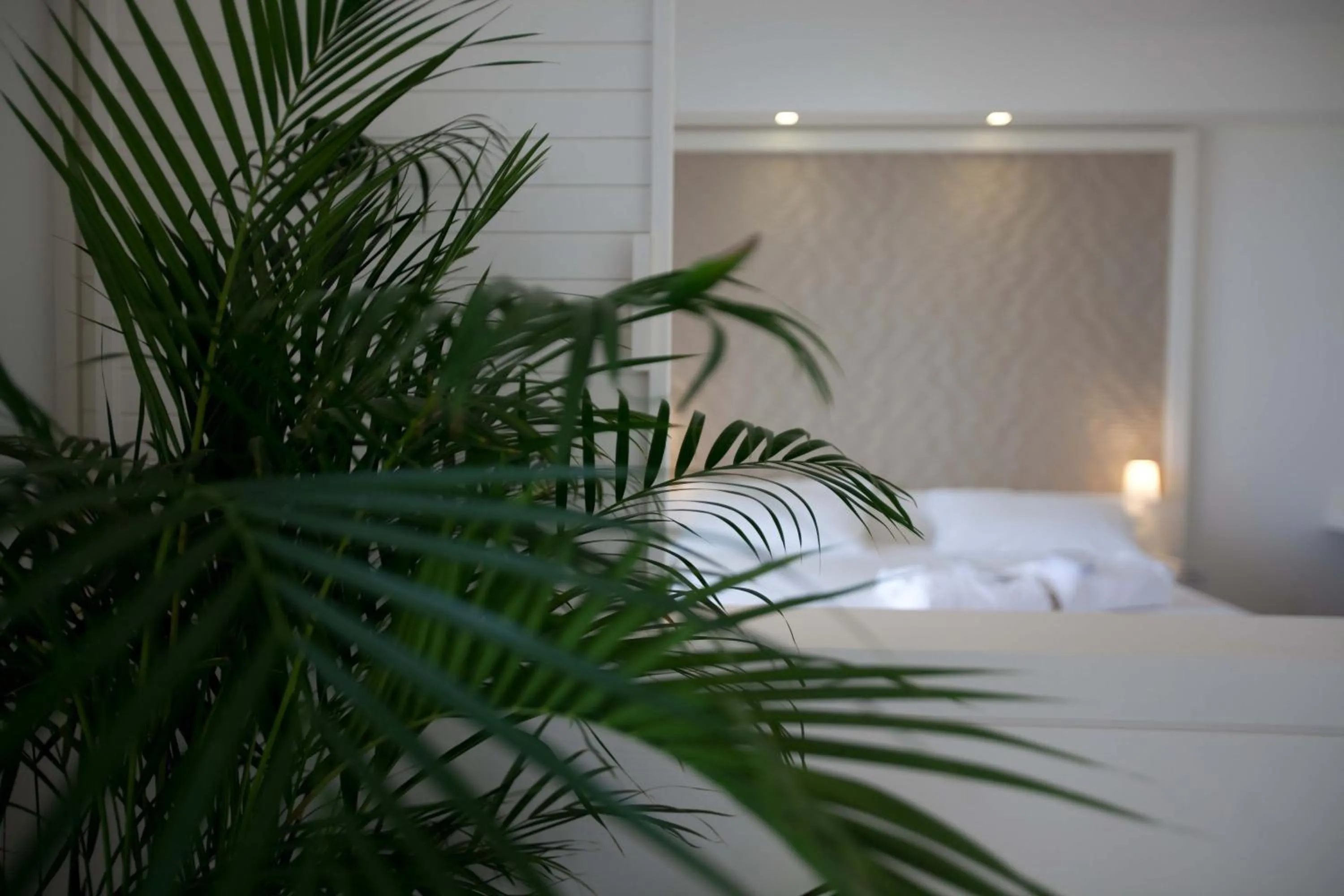 Bed in Villa Del Mare Spa Resort