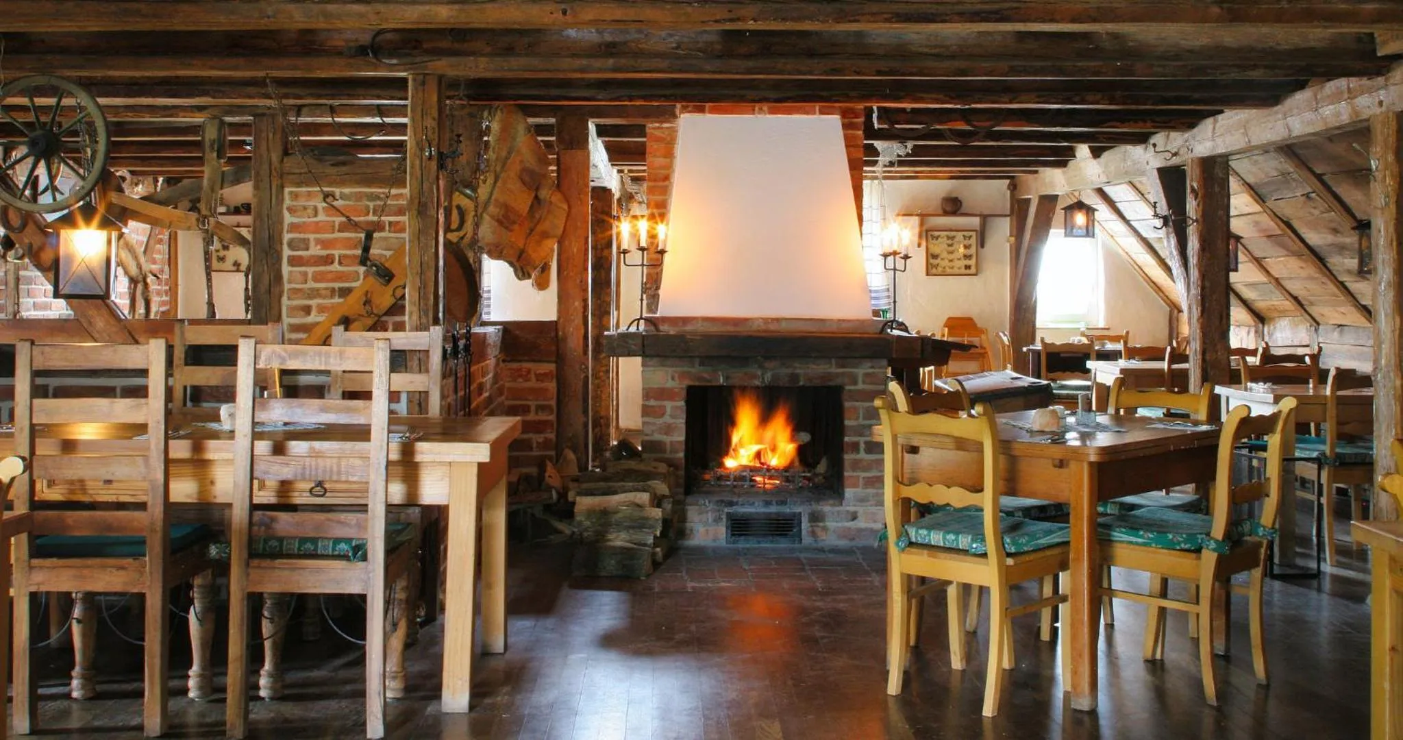 Restaurant/places to eat in Hotel & Gasthof Zur Linde