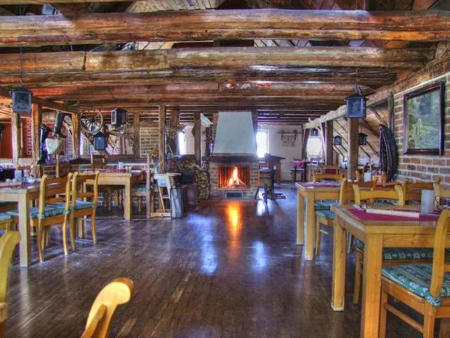 Restaurant/places to eat in Hotel & Gasthof Zur Linde