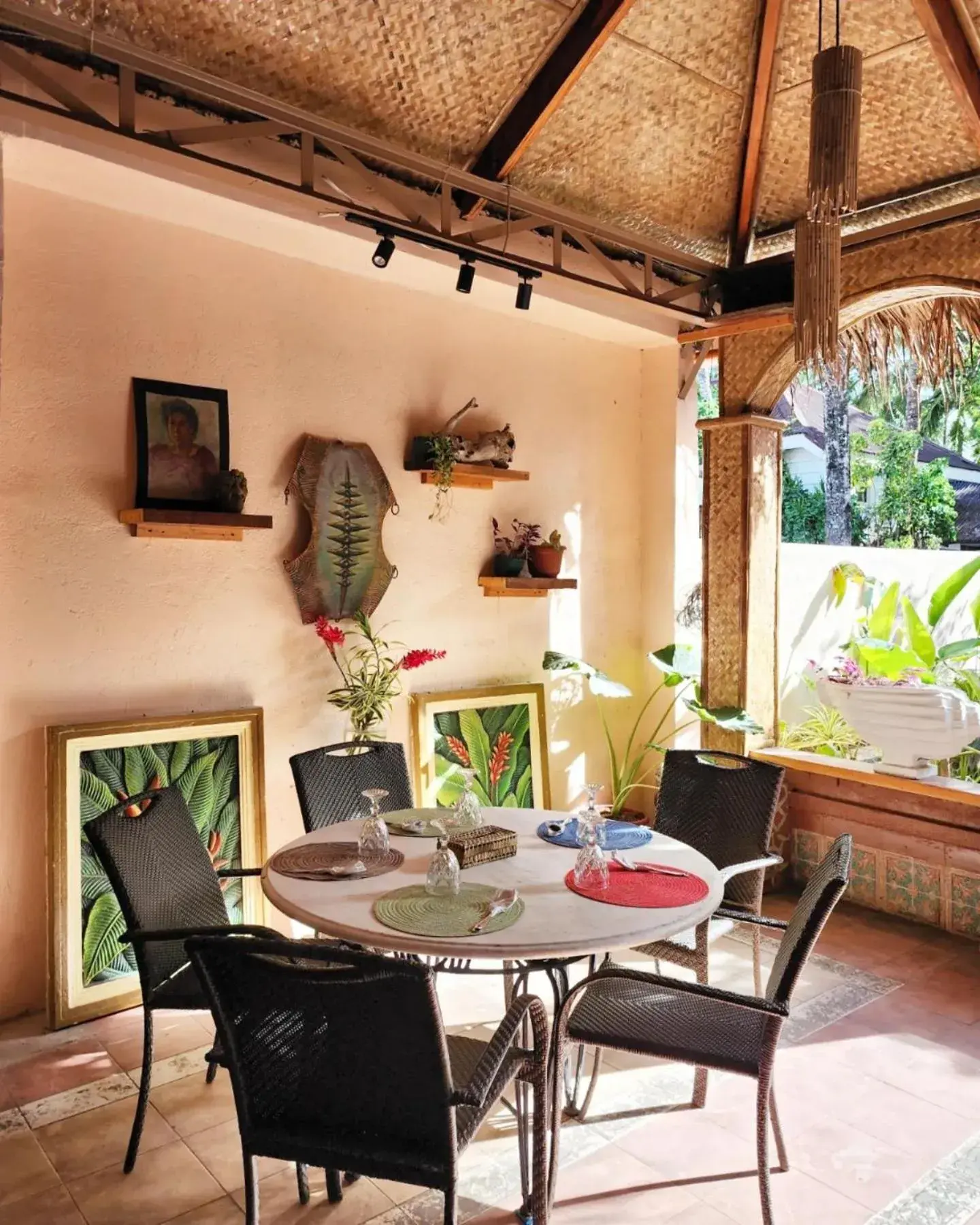 Restaurant/places to eat in Nigi Nigi Too Beach Resort Restaurant/places to eat in Nigi Nigi Too Beach Resort