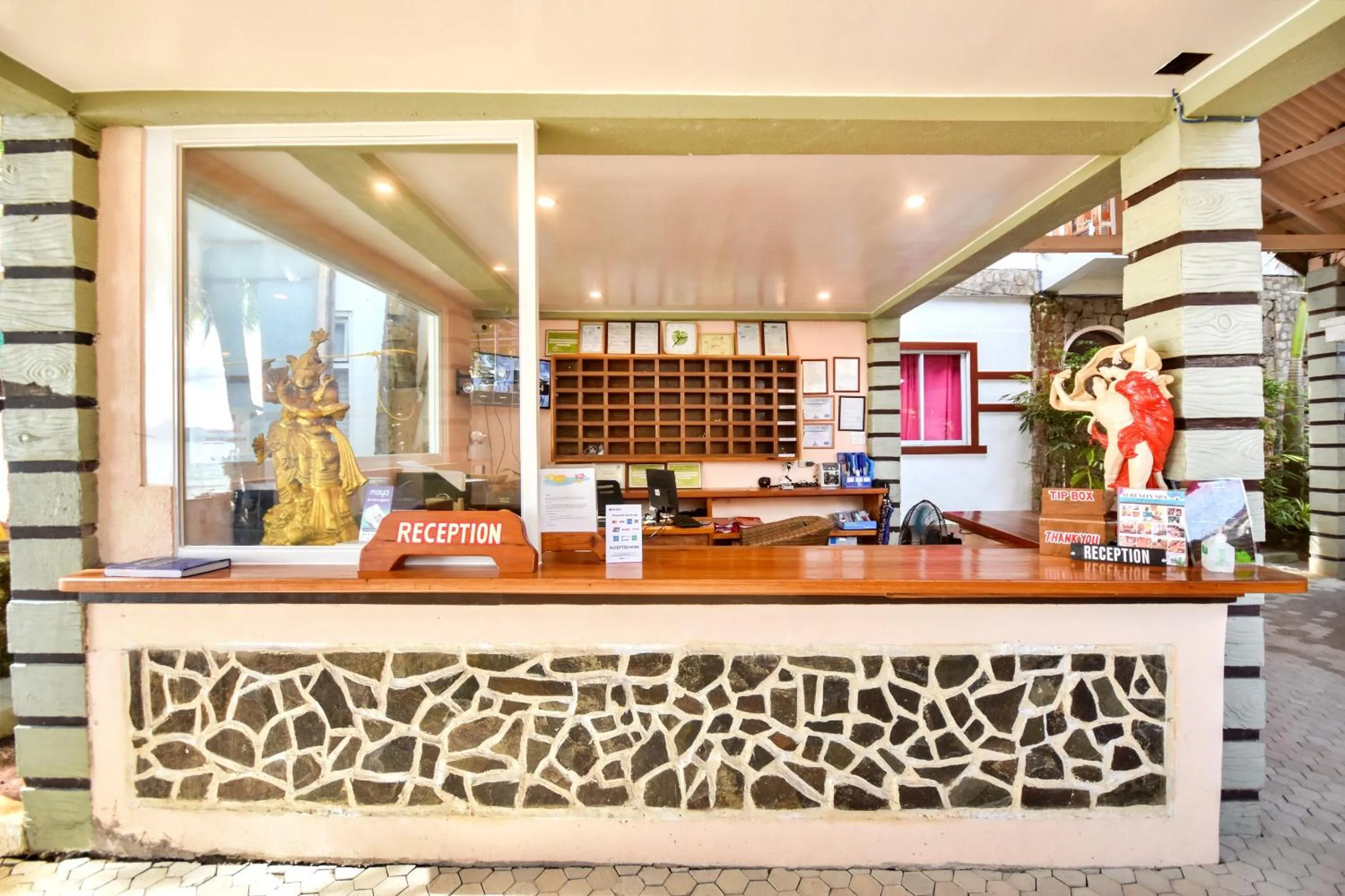 Property building in Nigi Nigi Too Beach Resort